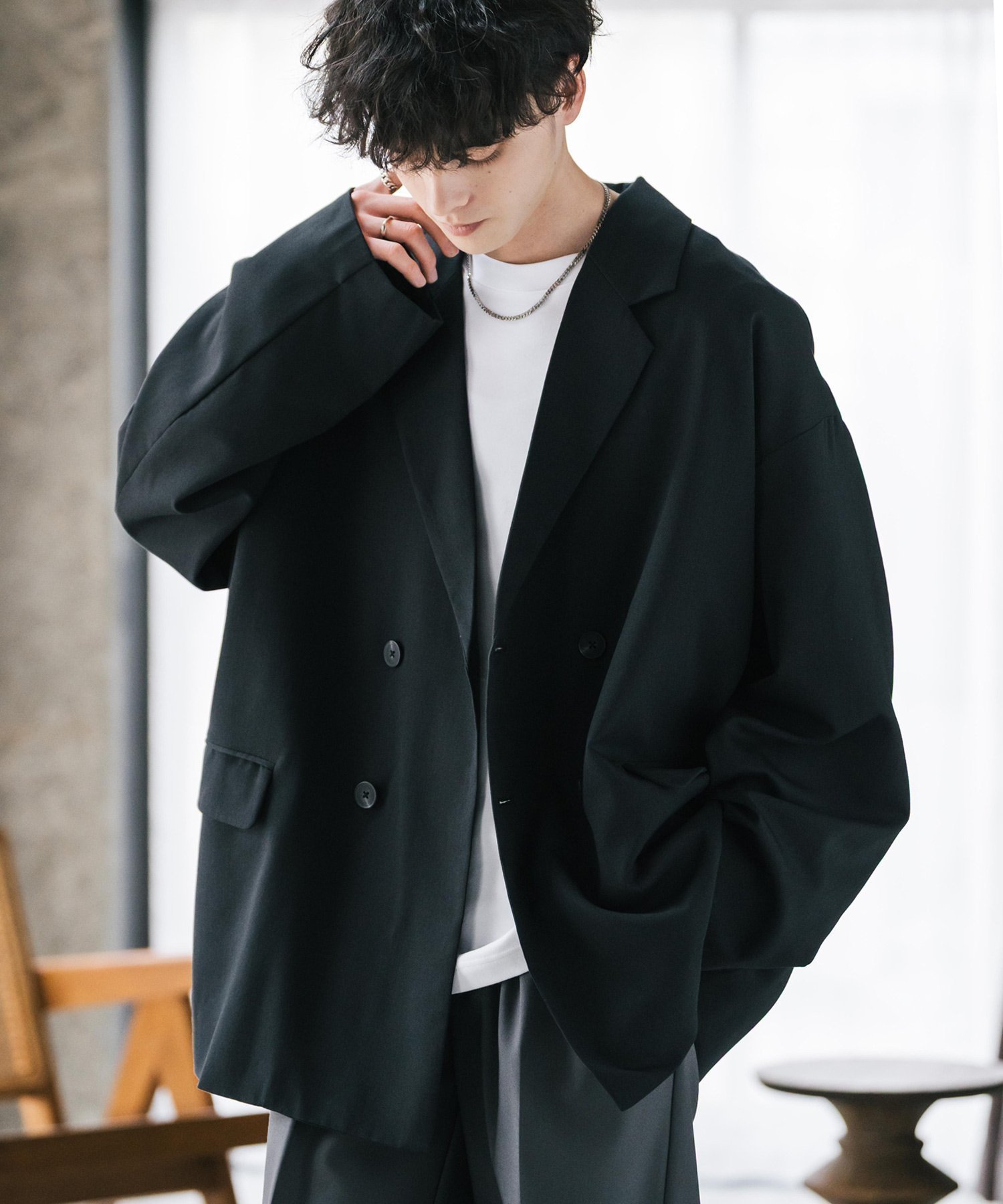 【ロッキーモンロー/Rocky Monroe】のオーバーサイズダブルテーラードジャケット 人気、トレンドファッション・服の通販 founy(ファニー) 　ファッション　Fashion　レディースファッション　Fashion for Women　アウター　Coat / Outerwear Collection　レディースジャケット・軽アウター　Jackets　テーラードジャケット / 通勤・きれいめスタイル　Tailored Jackets & Blazers　カットソー　Cut and Sewn Top　ジャケット　Jacket, Outerwear　ストレッチ　Stretch, Stretchy Fabric　ダブル　Double, Double-Breasted　トレンド　Trend, Trending Now　ドレープ　Drape, Draping Fabric　ベーシック　Basic, Essential　メンズ　Men's, Menswear　リラックス　Relax, Relaxed Fit　ルーズ　Loose, Oversized　ワイド　Wide, Wide Fit　再入荷　Restock / Back in Stock　おすすめ　Recommended / Our Picks　エレガント 上品　Elegant　 other-1|ID: prp329100004682536 ipo3291000000033816978