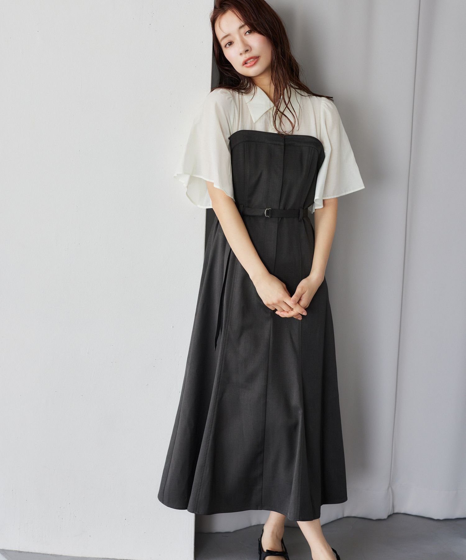 【ミスティ ウーマン/mysty woman】のフレアスリーブドッキングワンピース インテリア・キッズ・メンズ・レディースファッション・服の通販 founy(ファニー) 　ファッション　Fashion　レディースファッション　Fashion for Women　ワンピース　Dresses　シアー　Sheer, See-Through　スリーブ　Sleeve, Long Sleeve / Short Sleeve　ドッキング　Docking, Mixed Material　フレア　Flare, Flared　半袖　Short Sleeve, Half Sleeve　夏　Summer　チャコール18|ID: prp329100004682555 ipo3291000000033817138