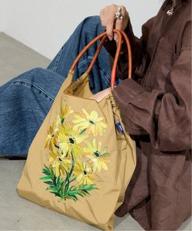 【ジャーナルスタンダード/JOURNAL STANDARD】の《WEB+一部店舗限定カラー》別注【BALL CHAIN *TOLIGHT】BAGMサイズ 人気、トレンドファッション・服の通販 founy(ファニー) ファッション Fashion レディースファッション Fashion for Women 2025年 2025 2025-2026秋冬・A/W Autumn/Winter 2025–26 AW25–26 別注 Limited Edition, Custom Order |ID:prp329100004682614