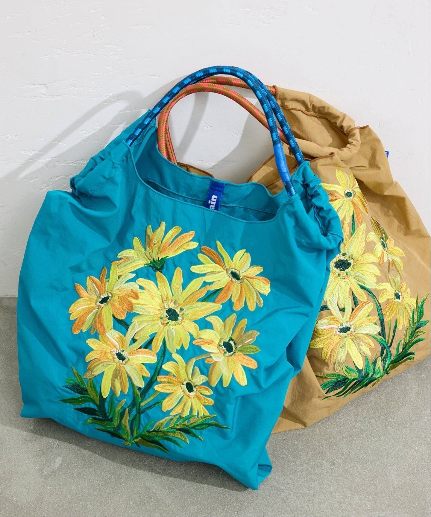 【ジャーナルスタンダード/JOURNAL STANDARD】の《WEB+一部店舗限定カラー》別注【BALL CHAIN *TOLIGHT】BAGMサイズ インテリア・キッズ・メンズ・レディースファッション・服の通販 founy(ファニー) 　ファッション　Fashion　レディースファッション　Fashion for Women　2025年　2025　2025-2026秋冬・A/W　Autumn/Winter 2025–26 AW25–26　別注　Limited Edition, Custom Order　ブルー A|ID: prp329100004682614 ipo3291000000033881900