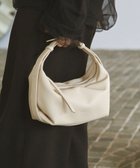 【カプリシューレマージュ/CAPRICIEUX LEMAGE】の【新色キャメル/人気のため再入荷/軽量/大容量】ロールハンドルバッグ エクリュ|ID: prp329100004682623 ipo3291000000034570841