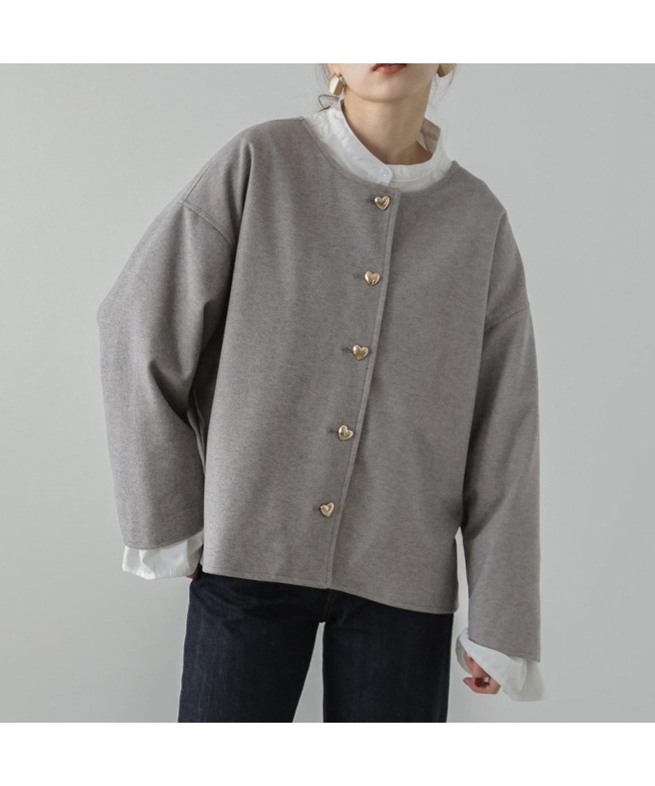 【ラジュール/Lajour】のハートボタンショートコート インテリア・キッズ・メンズ・レディースファッション・服の通販 founy(ファニー) 　ファッション　Fashion　レディースファッション　Fashion for Women　アウター　Coat / Outerwear Collection　コート・ロングコート・ピーコート　Long Coats, Peacoats & More　ショルダー　Shoulder, Shoulder Strap　ドロップ　Drop Shoulder, Dropped Style　グレー|ID: prp329100004682692 ipo3291000000034011886