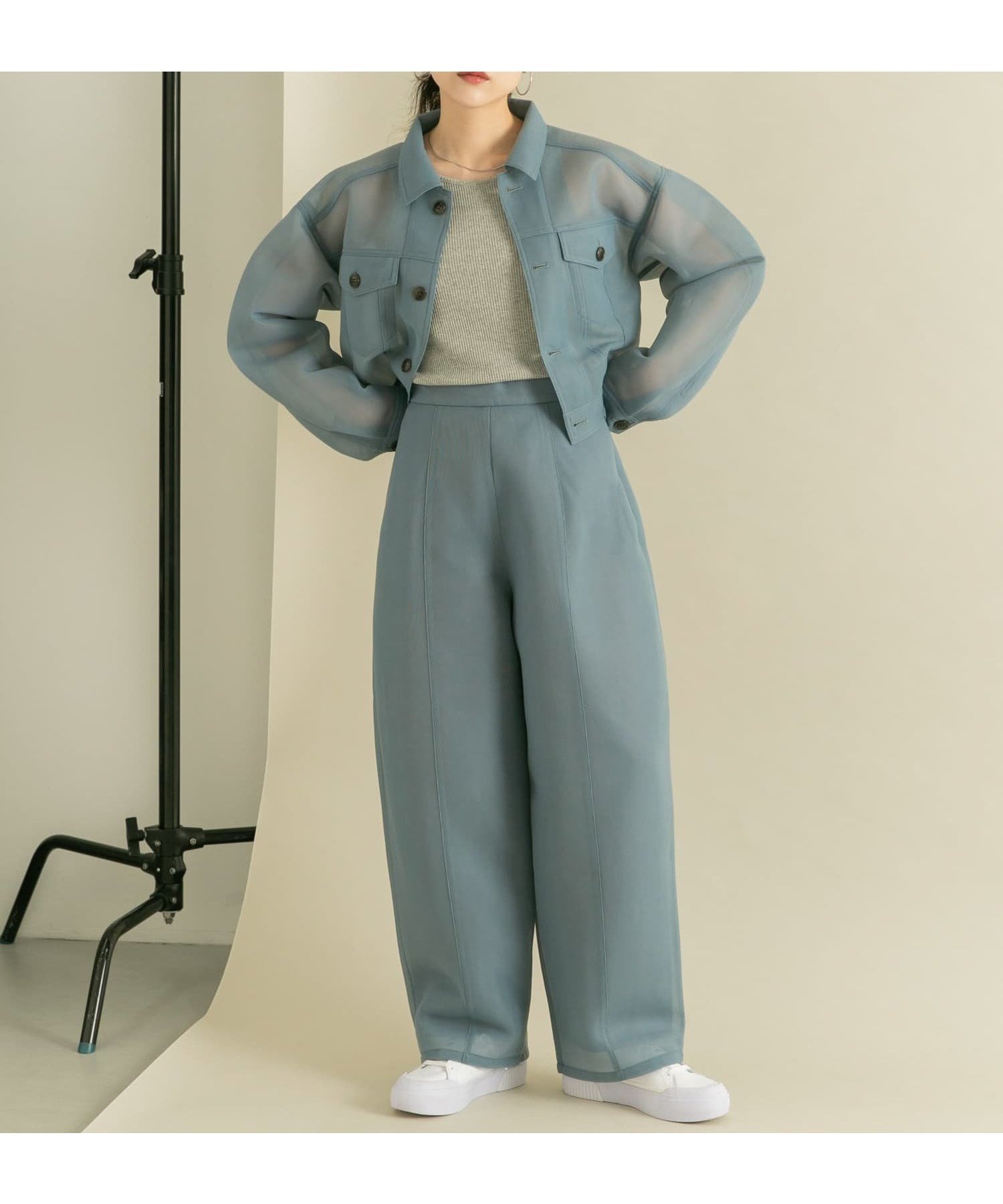 【ケービーエフ/KBF / URBAN RESEARCH】のシアーダンボールジャケット インテリア・キッズ・メンズ・レディースファッション・服の通販 founy(ファニー) 　ファッション　Fashion　レディースファッション　Fashion for Women　アウター　Coat / Outerwear Collection　レディースジャケット・軽アウター　Jackets　2024年　2024　2024-2025秋冬・A/W　Autumn/Winter 2024–25 AW24–25　冬　Winter / This Winter　おすすめ　Recommended / Our Picks　クロップド　Cropped, Short Length　シアー　Sheer, See-Through　ジャケット　Jacket, Outerwear　セットアップ　Set-Up, Coordinated Outfit　トレンド　Trend, Trending Now　バランス　Balance, Style Balance　フォルム　Silhouette, Form　プリント　Print, Printed Pattern　A/W・秋冬　Autumn/Winter　DUSTY BLUE|ID: prp329100004682706 ipo3291000000033818099