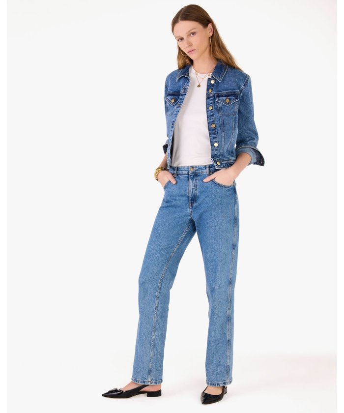 【ケイト スペード ニューヨーク/kate spade NEW YORK】のクラシック デニム ジャケット インテリア・キッズ・メンズ・レディースファッション・服の通販 founy(ファニー) https://founy.com/ ファッション Fashion レディースファッション Fashion for Women アウター Coat / Outerwear Collection レディースジャケット・軽アウター Jackets デニムジャケット / カジュアルアウター Denim Jackets クラシカル Classical, Vintage-Inspired クラシック Classic, Timeless Style ジャケット Jacket, Outerwear デニム Denim, Jeans Material トレンド Trend, Trending Now フラップ Flap, Flap Pocket ポケット Pocket, Pocket Detail |ID: prp329100004682852 ipo3291000000033909936