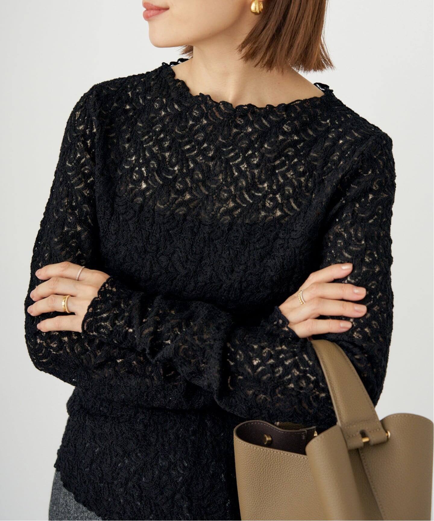 【イエナ/IENA】のリーフレース ボトルネックプルオーバー インテリア・キッズ・メンズ・レディースファッション・服の通販 founy(ファニー)  ファッション Fashion レディースファッション Fashion for Women トップス・カットソー Cut & Sew Tops カジュアルプルオーバー・ニットトップス Pullovers & Knit Tops / Casual Pullovers 2025年 2025 2025-2026秋冬・A/W Autumn/Winter 2025–26 AW25–26 おすすめ Recommended / Our Picks インナー Innerwear サロペット Overalls, Salopette ジャケット Jacket, Outerwear スウェット / スエット Sweatshirt, Sweatwear ストレッチ Stretch, Stretchy Fabric バランス Balance, Style Balance ボトルネック Bottle Neck, Mock Neck モチーフ Motif, Design Theme リーフ Leaf, Botanical Leaf レース Lace, Lace Fabric ブラック|ID: prp329100004682876 ipo3291000000034306420