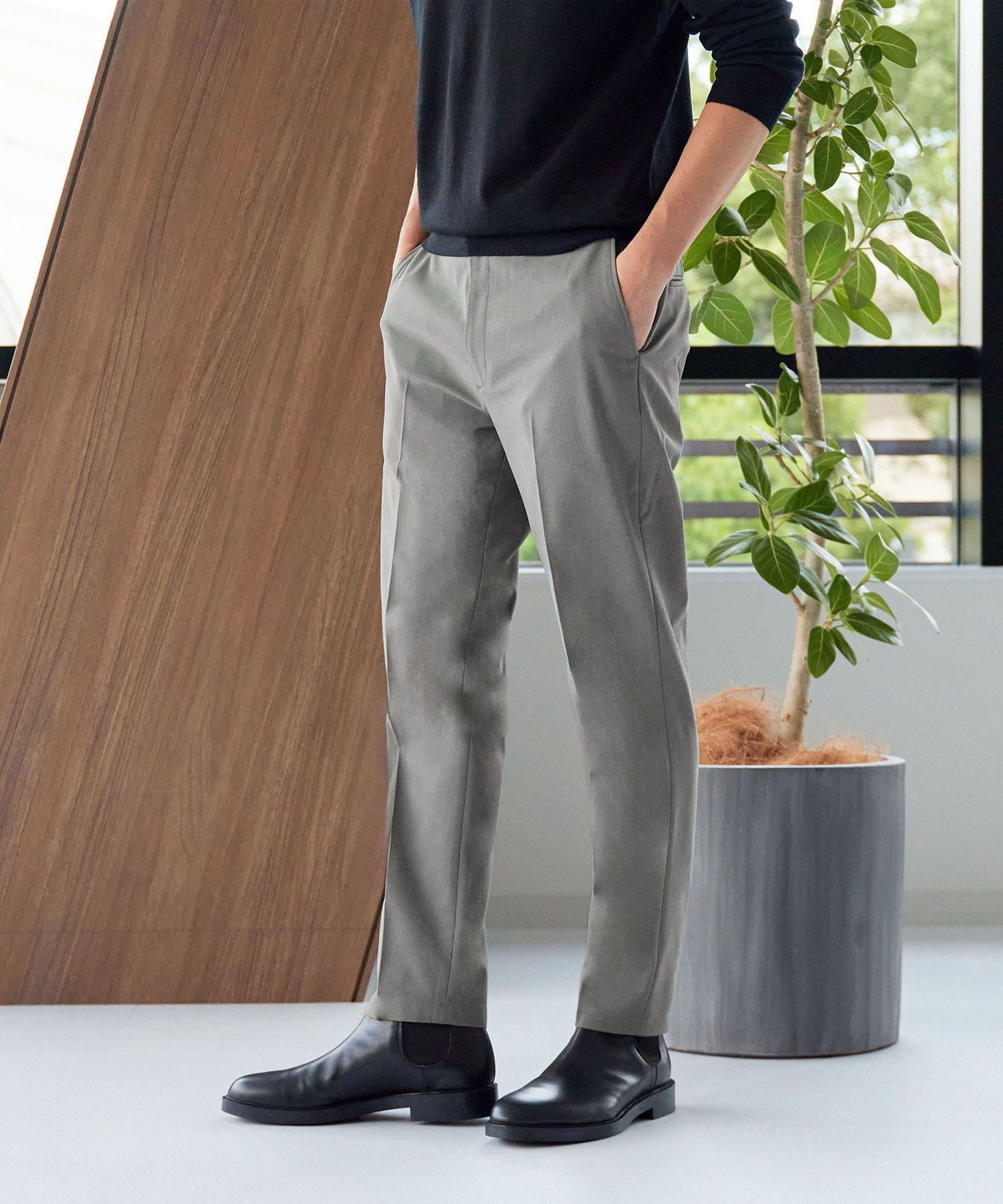 【ビューティ&ユース ユナイテッドアローズ/BEAUTY&YOUTH / UNITED ARROWS / MEN】の【WEB限定 WARDROBE SMART】ソロテックス オールシーズン パンツ インテリア・キッズ・メンズ・レディースファッション・服の通販 founy(ファニー) 　ファッション　Fashion　メンズファッション　Fashion for Men　ボトムス　Bottoms　春　Spring　クッション　Cushion, Throw Pillow　コイン　Coin, Coin Design　コンパクト　Compact, Small Size　シンプル　Simple, Minimal　スタンダード　Standard, Basic　ストレッチ　Stretch, Stretchy Fabric　スマート　Smart, Elegant　スラックス　Slacks, Dress Pants　センター　Center, Center Line　ハーフ　Half, Half-Length　ファブリック　Fabric, Textile　ポケット　Pocket, Pocket Detail　メランジ　Melange, Mixed Yarn　A/W・秋冬　Autumn/Winter　S/S・春夏　SS, Spring/Summer, Warm Season　おすすめ　Recommended / Our Picks　夏　Summer　MD.GRAY|ID: prp329100004683184 ipo3291000000033821115