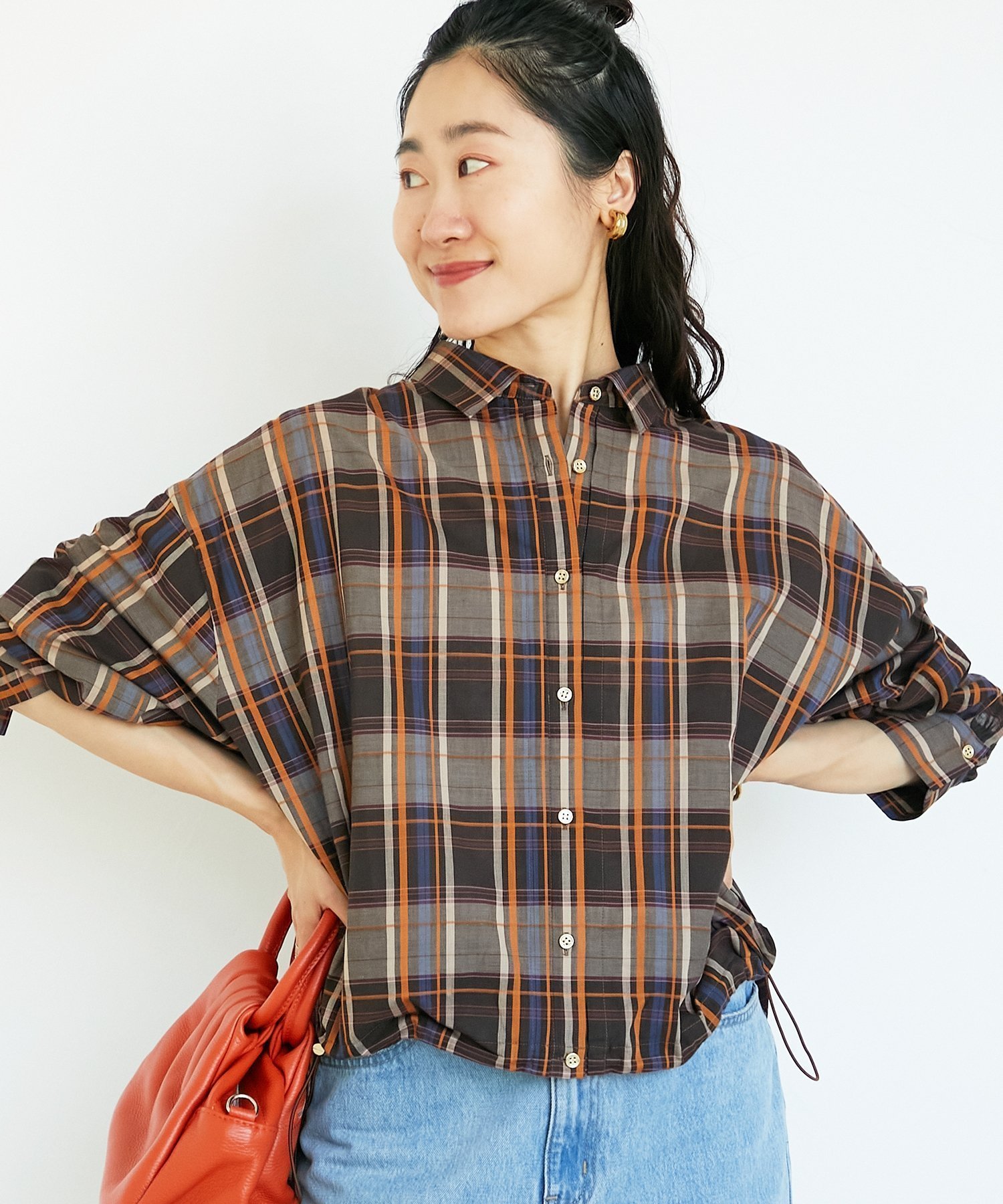 【ルクールブラン/le.coeur blanc】のドロストチェックシャツ インテリア・キッズ・メンズ・レディースファッション・服の通販 founy(ファニー) 　ファッション　Fashion　レディースファッション　Fashion for Women　トップス・カットソー　Cut & Sew Tops　シャツ・ブラウス・オフィスカジュアル　Elegant Blouses & Button-Ups　おすすめ　Recommended / Our Picks　シアー　Sheer, See-Through　チェック　Check, Plaid, Tartan　バランス　Balance, Style Balance　秋　Autumn　ブラウン柄|ID: prp329100004683581 ipo3291000000033823797