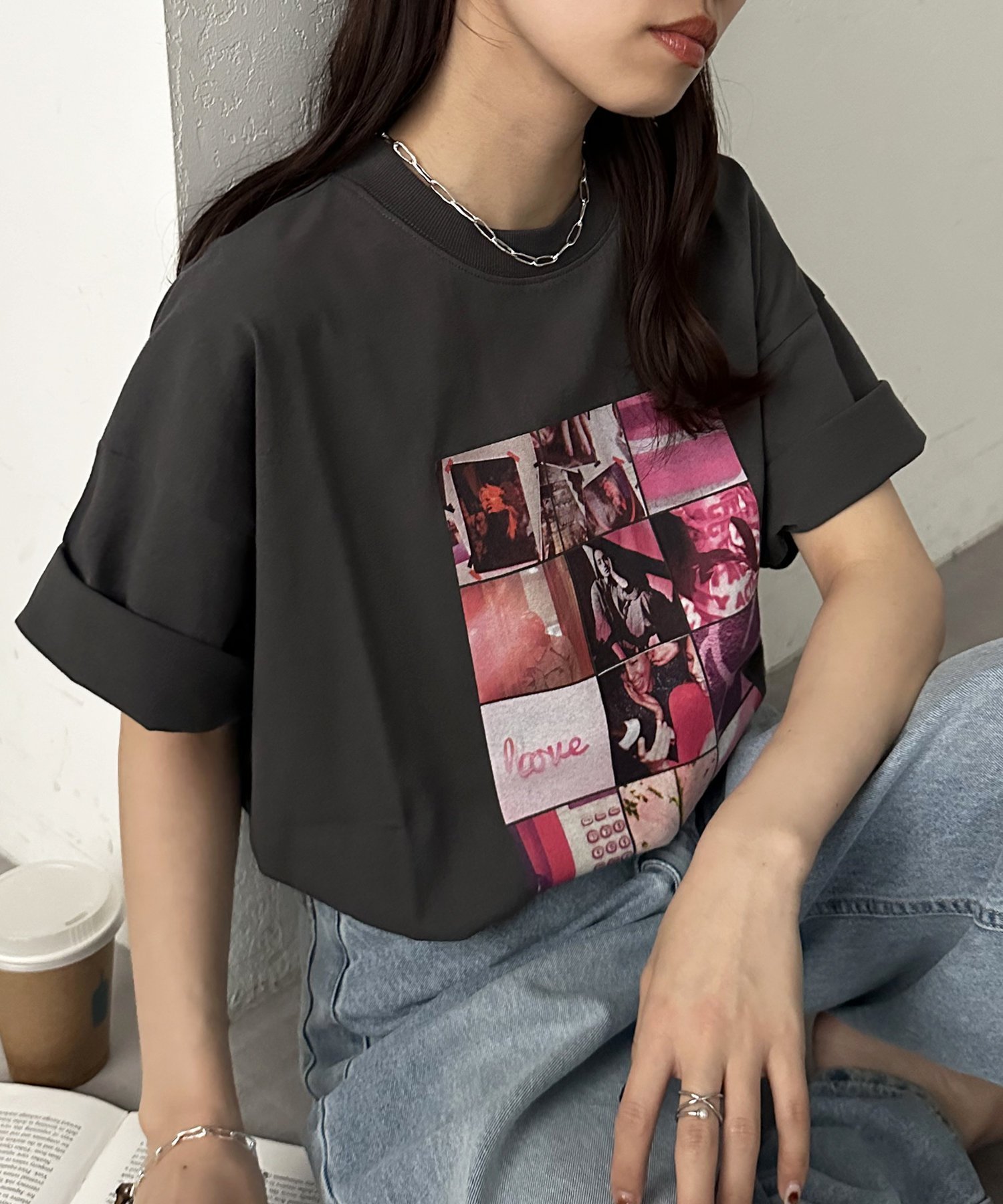 【ディスコート/Discoat】の【WEB限定/新色追加!】カラーフォトフロントプリントビッグ半袖Tシャツ インテリア・キッズ・メンズ・レディースファッション・服の通販 founy(ファニー) 　ファッション　Fashion　レディースファッション　Fashion for Women　トップス・カットソー　Cut & Sew Tops　シャツ・ブラウス・オフィスカジュアル　Elegant Blouses & Button-Ups　ロングTシャツ・Tシャツ　Longline T-Shirts & Tees　カットソー　Cut and Sewn Top　トレンド　Trend, Trending Now　プリント　Print, Printed Pattern　リラックス　Relax, Relaxed Fit　ルーズ　Loose, Oversized　半袖　Short Sleeve, Half Sleeve　チャコールグレー|ID: prp329100004683599 ipo3291000000033823907