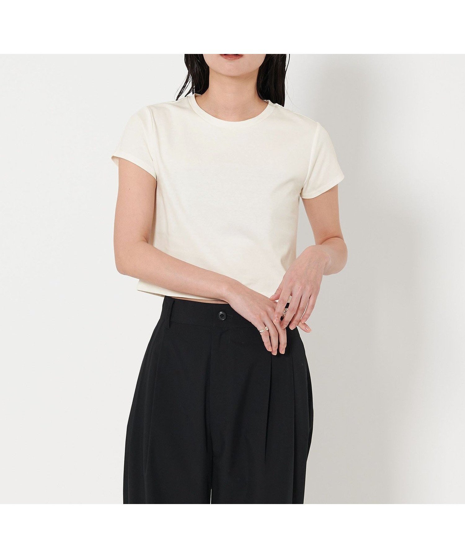 【ユナイテッドアローズ/UNITED ARROWS】のMARW UNITED ARROWS コンパクト Tシャツ -汗ジミ防止- インテリア・キッズ・メンズ・レディースファッション・服の通販 founy(ファニー) 　ファッション　Fashion　レディースファッション　Fashion for Women　トップス・カットソー　Cut & Sew Tops　シャツ・ブラウス・オフィスカジュアル　Elegant Blouses & Button-Ups　ロングTシャツ・Tシャツ　Longline T-Shirts & Tees　インナー　Innerwear　クロップド　Cropped, Short Length　コンパクト　Compact, Small Size　トレンド　Trend, Trending Now　人気　Popular, Best Seller　フィット　Fit, Slim Fit　おすすめ　Recommended / Our Picks　夏　Summer　ビジネス 仕事 通勤　Business / Work / Commuting　WHITE|ID: prp329100004683643 ipo3291000000033892394