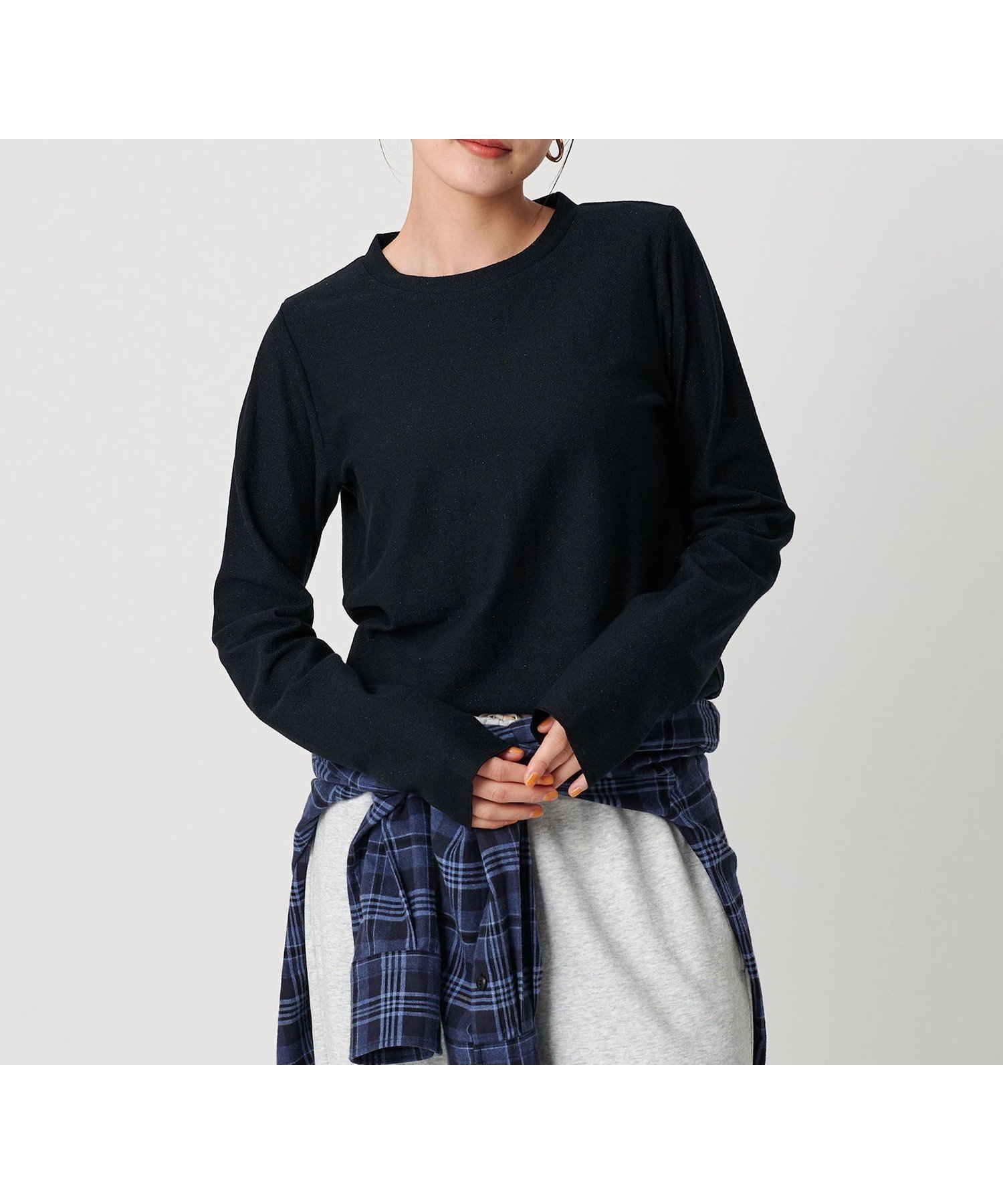 【ビューティ&ユース ユナイテッドアローズ/BEAUTY&YOUTH / UNITED ARROWS】のコットンポリエステル ラメロングスリーブカットソー インテリア・キッズ・メンズ・レディースファッション・服の通販 founy(ファニー) 　ファッション　Fashion　レディースファッション　Fashion for Women　トップス・カットソー　Cut & Sew Tops　カットソー・ベーシックTシャツ　Cut-and-Sewn Tops / Stretch Tees & Basics　インナー　Innerwear　カットソー　Cut and Sewn Top　カーディガン　Cardigan, Knitwear　ショート　Short, Short Length　ジャケット　Jacket, Outerwear　デニム　Denim, Jeans Material　ベーシック　Basic, Essential　羽織　Haori, Light Jacket　ワイド　Wide, Wide Fit　おすすめ　Recommended / Our Picks　エレガント 上品　Elegant　BLACK|ID: prp329100004683647 ipo3291000000034520597