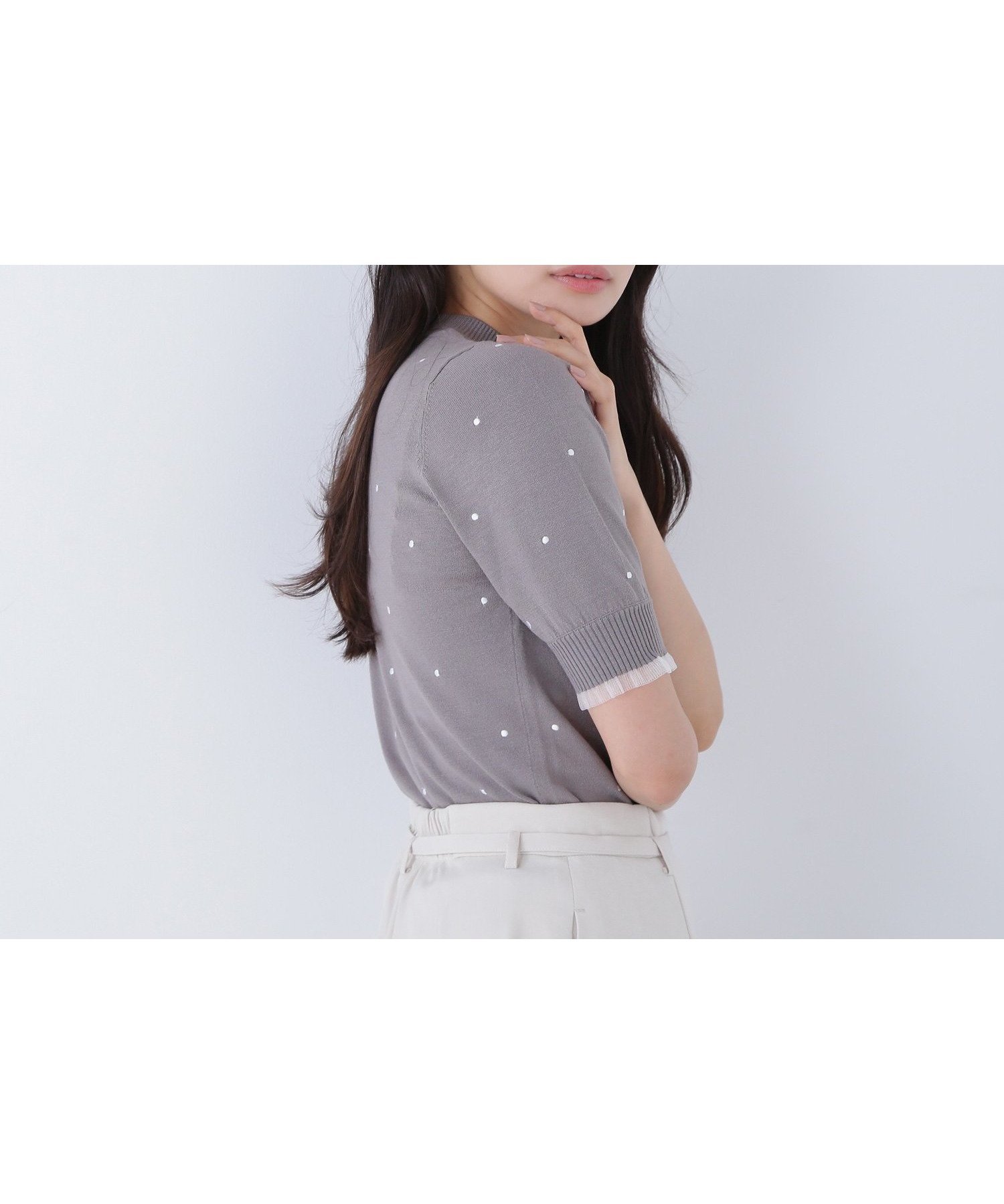 【ナチュラル ビューティー ベーシック/NATURAL BEAUTY BASIC】のドット刺繍ハーフスリーブニット インテリア・キッズ・メンズ・レディースファッション・服の通販 founy(ファニー) 　ファッション　Fashion　レディースファッション　Fashion for Women　トップス・カットソー　Cut & Sew Tops　ニット　Knit Tops & Sweaters　コンパクト　Compact, Small Size　ドット　Polka Dot, Dot Pattern　バランス　Balance, Style Balance　フリル　Frill, Ruffle　グレーベース2|ID: prp329100004683747 ipo3291000000033824835