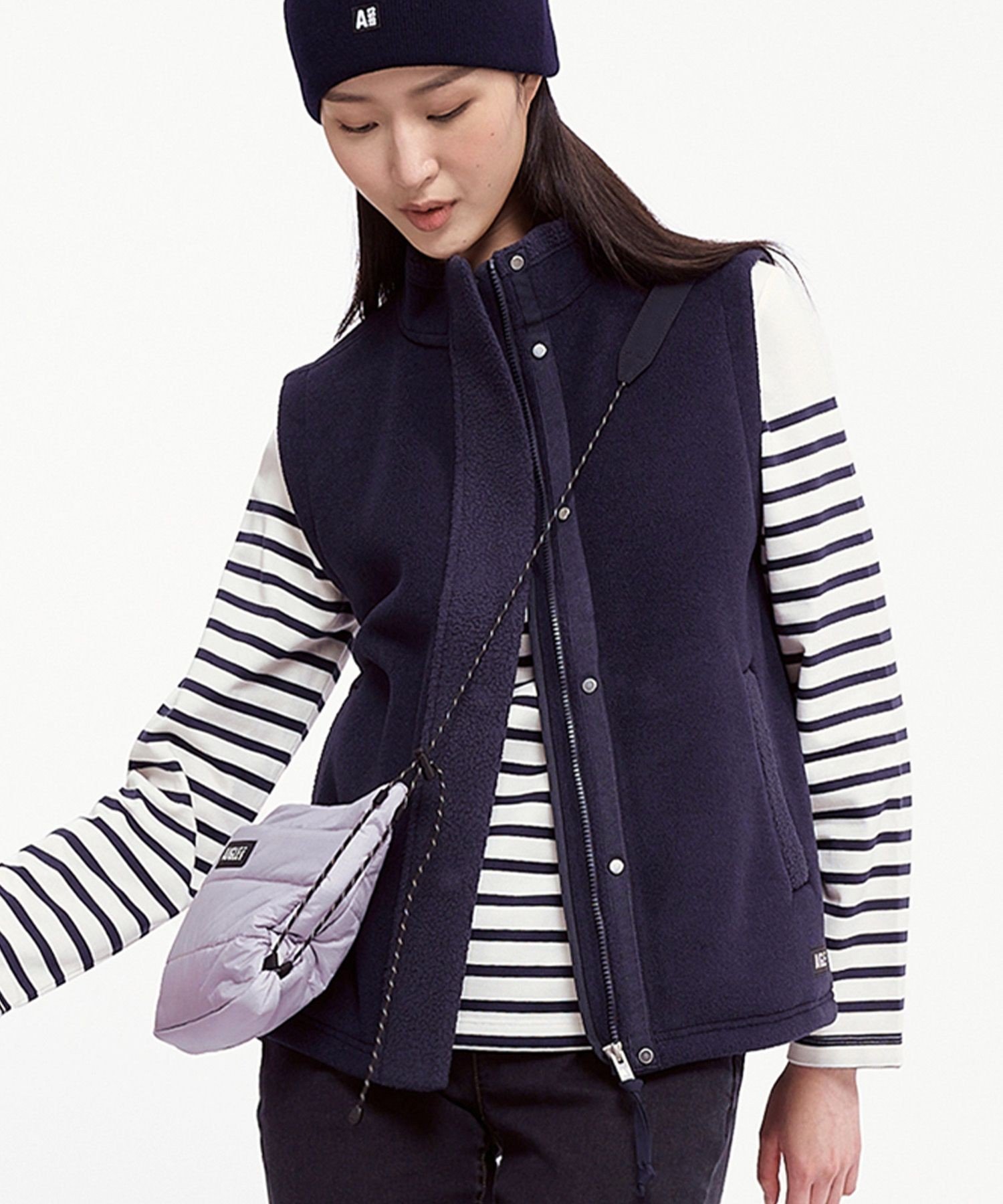 【エーグル/AIGLE】のPOLARTEC CLASSIC 300 ポーラテック スタンドジップアップフリースベスト RP インテリア・キッズ・メンズ・レディースファッション・服の通販 founy(ファニー) 　ファッション　Fashion　レディースファッション　Fashion for Women　アウター　Coat / Outerwear Collection　トップス・カットソー　Cut & Sew Tops　ベスト&ジレ / 重ね着スタイル　Vests & Gilets　おすすめ　Recommended / Our Picks　お家時間・ステイホーム　Stay Home / At Home　アウトドア　Outdoor Clothing　シンプル　Simple, Minimal　フィット　Fit, Slim Fit　ブルゾン　Blouson, Bomber Jacket　レギュラー　Regular, Standard Fit　人気　Popular, Best Seller　A/W・秋冬　Autumn/Winter　ビジネス 仕事 通勤　Business / Work / Commuting　ダークネイビー|ID: prp329100004683753 ipo3291000000033824904