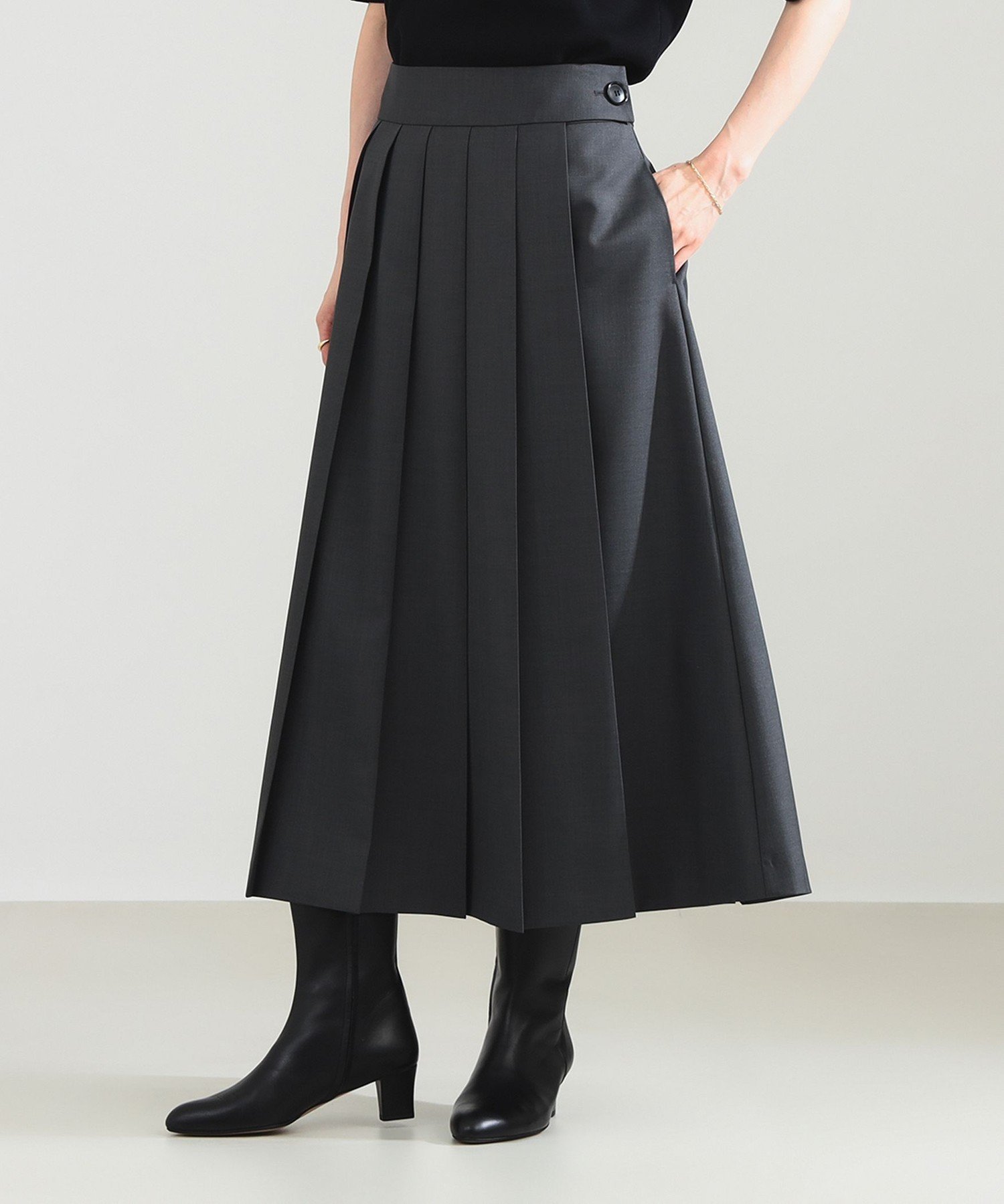 【デミルクス ビームス/Demi-Luxe BEAMS】のアシンメトリー プリーツスカート インテリア・キッズ・メンズ・レディースファッション・服の通販 founy(ファニー) 　ファッション　Fashion　レディースファッション　Fashion for Women　スカート　Skirts　プリーツスカート / 上品フェミニンスタイル　Pleated Skirts　おすすめ　Recommended / Our Picks　アシンメトリー　Asymmetrical Style　コンパクト　Compact, Small Size　フィット　Fit, Slim Fit　プリーツ　Pleats, Pleated　A/W・秋冬　Autumn/Winter　CHARCOAL.GREY|ID: prp329100004683897 ipo3291000000033825593