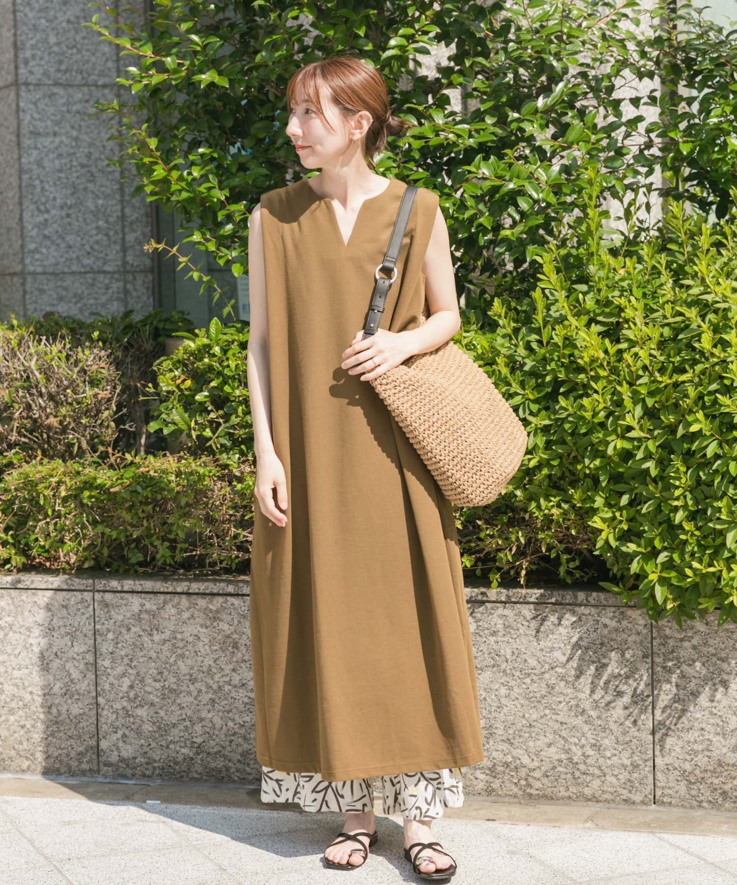 【アイテムズアーバンリサーチ/ITEMS URBAN RESEARCH】のカットミラノノースリワンピース インテリア・キッズ・メンズ・レディースファッション・服の通販 founy(ファニー) 　ファッション　Fashion　レディースファッション　Fashion for Women　ワンピース　Dresses　2025年　2025　2025春夏・S/S　Spring/Summer 2025 SS25　夏　Summer　S/S・春夏　SS, Spring/Summer, Warm Season　K/BRN|ID: prp329100004684041 ipo3291000000033826368