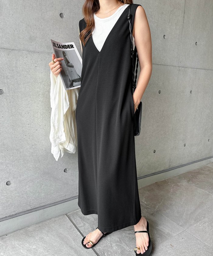 【アンドミー/andme】の梨地 ポンチ ストレッチ Vネック ワンピース インテリア・キッズ・メンズ・レディースファッション・服の通販 founy(ファニー) https://founy.com/ ファッション Fashion レディースファッション Fashion for Women ワンピース Dresses インナー Innerwear オケージョン Occasion Wear 洗える Machine Washable カットソー Cut and Sewn Top ジャケット Jacket, Outerwear ジョーゼット Georgette, Semi-Sheer Fabric ストレッチ Stretch, Stretchy Fabric セットアップ Set-Up, Coordinated Outfit ノースリーブ Sleeveless, No-Sleeve バランス Balance, Style Balance ボーダー Border, Stripe ポケット Pocket, Pocket Detail 楽ちん Easy Fit, Comfortable ワーク Workwear, Utility Style おすすめ Recommended / Our Picks |ID: prp329100004684109 ipo3291000000033826663