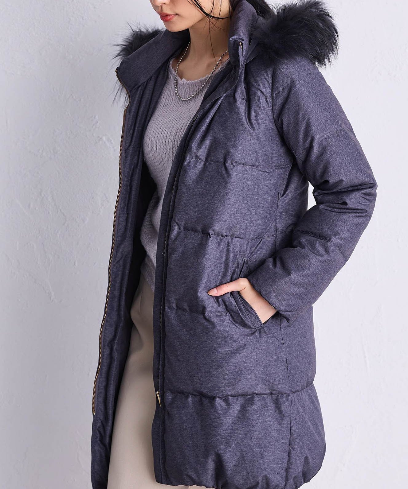 【ラナン/Ranan】のリアルファー付ダウンコート インテリア・キッズ・メンズ・レディースファッション・服の通販 founy(ファニー) 　ファッション　Fashion　レディースファッション　Fashion for Women　アウター　Coat / Outerwear Collection　コート・ロングコート・ピーコート　Long Coats, Peacoats & More　ダウンジャケット・軽量ダウン　Warm & Lightweight Down Jackets　エレガント 上品　Elegant　ダウン　Down, Puffer　バランス　Balance, Style Balance　リアル　Real, Realistic　定番　Standard, Basic Item　杢調グレー|ID: prp329100004684302 ipo3291000000033850215