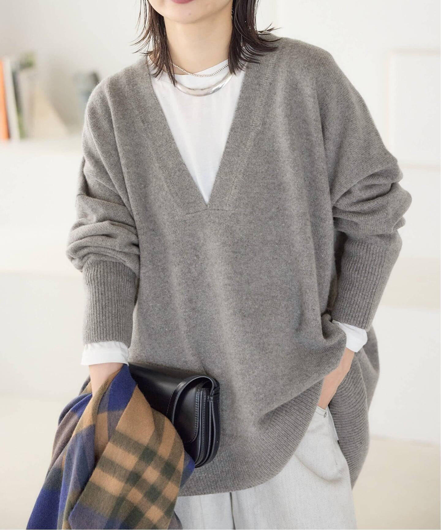 【ジャーナルスタンダード/JOURNAL STANDARD】の《追加 》MUSIC DEEP V ルーズプルオーバー 人気、トレンドファッション・服の通販 founy(ファニー) 　ファッション　Fashion　レディースファッション　Fashion for Women　トップス・カットソー　Cut & Sew Tops　カジュアルプルオーバー・ニットトップス　Pullovers & Knit Tops / Casual Pullovers　 other-1|ID: prp329100004684400 ipo3291000000033829190