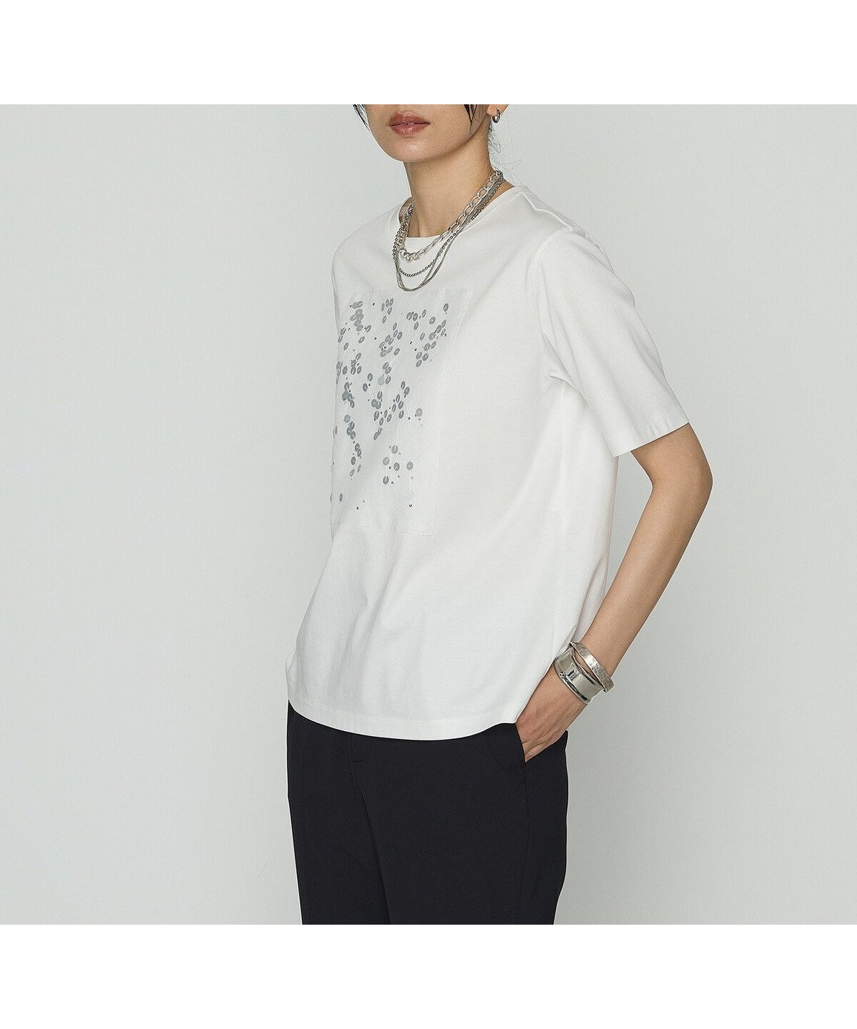 【コムサ/COMME CA】のシルキースムース Tシャツ 人気、トレンドファッション・服の通販 founy(ファニー) 　ファッション　Fashion　レディースファッション　Fashion for Women　トップス・カットソー　Cut & Sew Tops　シャツ・ブラウス・オフィスカジュアル　Elegant Blouses & Button-Ups　ロングTシャツ・Tシャツ　Longline T-Shirts & Tees　なめらか　Smooth, Silky Texture　インナー　Innerwear　シアー　Sheer, See-Through　スパンコール　Sequins, Sequin Embellishment　ランダム　Random, Irregular　エレガント 上品　Elegant　夏　Summer　羽織　Haori, Light Jacket　 other-1|ID: prp329100004684422 ipo3291000000033829377