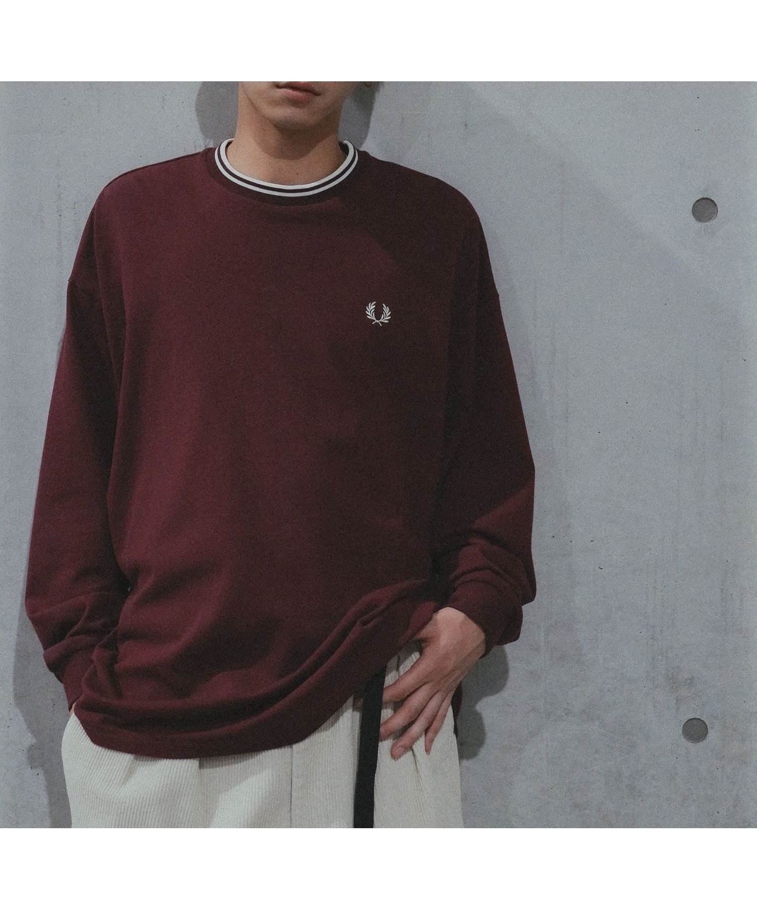 【ビームス/BEAMS / MEN】の【別注】FRED PERRY / リラックス ティップド ピケ ロングスリーブ Tシャツ 25AW メンズ 長袖 ユニセックス ロゴ 鹿の子 人気、トレンドファッション・服の通販 founy(ファニー) 　ファッション　Fashion　メンズファッション　Fashion for Men　エンブロイダリー　Embroidery Design　カーディガン　Cardigan, Knitwear　クラシック　Classic, Timeless Style　鹿の子　Piqué, Kanoko Fabric　シンプル　Simple, Minimal　ジップ　Zip, Zipper　ジャケット　Jacket, Outerwear　スウェット / スエット　Sweatshirt, Sweatwear　スリーブ　Sleeve, Long Sleeve / Short Sleeve　トレンド　Trend, Trending Now　定番　Standard, Basic Item　人気　Popular, Best Seller　長袖　Long Sleeve, Full Sleeve　ビッグ　Big, Oversized　ベスト　Vest, Waistcoat　別注　Limited Edition, Custom Order　メンズ　Men's, Menswear　モダン　Modern, Contemporary　リラックス　Relax, Relaxed Fit　ロング　Long, Long-Length　ロンドン　London Style, British Inspired　A/W・秋冬　Autumn/Winter　エレガント 上品　Elegant　2025年　2025　2025-2026秋冬・A/W　Autumn/Winter 2025–26 AW25–26　 other-1|ID: prp329100004684496 ipo3291000000033829883