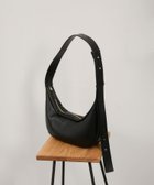 【サロン アダム エ ロペ/SALON adam et rope'】の【WEB限定】スプリットレザームーンショルダー 人気、トレンドファッション・服の通販 founy(ファニー) ファッション Fashion レディースファッション Fashion for Women エレガント 上品 Elegant 今季 This Season, Current Season ショルダー Shoulder, Shoulder Strap ジャケット Jacket, Outerwear スニーカー Sneakers, Trainers セットアップ Set-Up, Coordinated Outfit ツイル Twist, Twisted Detail デニム Denim, Jeans Material トレンド Trend, Trending Now フォルム Silhouette, Form フォーマル Formal, Dressy ポケット Pocket, Pocket Detail ミドル Middle Length, Mid Height おすすめ Recommended / Our Picks セレモニー Ceremony ビジネス 仕事 通勤 Business / Work / Commuting thumbnail ブラック(01)|ID: prp329100004684523 ipo3291000000033830007