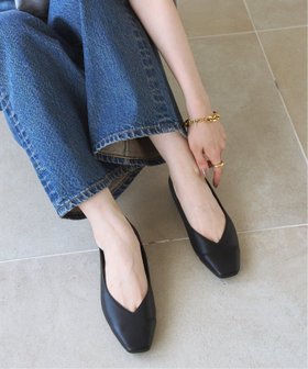 【ル タロン/Le Talon】の≪追加≫スクエアVカットフラット 人気、トレンドファッション・服の通販 founy(ファニー) ファッション Fashion レディースファッション Fashion for Women おすすめ Recommended / Our Picks インソール Shoe Insole クッション Cushion, Throw Pillow シューズ Shoes, Footwear スクエア Square, Square Shape フラット Flat, Flat Shoes ライニング Inner Lining, Inner Fabric, Lined ワイド Wide, Wide Fit |ID:prp329100004684542