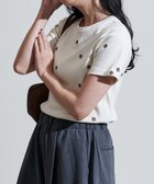 【フリークスストア/FREAK'S STORE】のミニデイジー刺繍Tシャツ/リブTシャツ 25AW 人気、トレンドファッション・服の通販 founy(ファニー) ファッション Fashion レディースファッション Fashion for Women トップス・カットソー Cut & Sew Tops シャツ・ブラウス・オフィスカジュアル Elegant Blouses & Button-Ups ロングTシャツ・Tシャツ Longline T-Shirts & Tees 2025年 2025 2025-2026秋冬・A/W Autumn/Winter 2025–26 AW25–26 冬 Winter / This Winter インナー Innerwear コンパクト Compact, Small Size トレンド Trend, Trending Now フェミニン Feminine, Girly 秋 Autumn A/W・秋冬 Autumn/Winter thumbnail オフホワイト|ID: prp329100004685034 ipo3291000000033833672