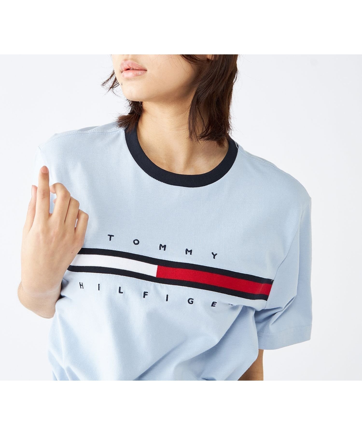 【トミーヒルフィガー/TOMMY HILFIGER】の【オンライン限定】【ユニセックス】トミーヒルフィガーロゴTシャツ / TINO TEE インテリア・キッズ・メンズ・レディースファッション・服の通販 founy(ファニー) 　ファッション　Fashion　レディースファッション　Fashion for Women　トップス・カットソー　Cut & Sew Tops　シャツ・ブラウス・オフィスカジュアル　Elegant Blouses & Button-Ups　ロングTシャツ・Tシャツ　Longline T-Shirts & Tees　おすすめ　Recommended / Our Picks　インナー　Innerwear　ボトム　Bottoms, Lower Wear　半袖　Short Sleeve, Half Sleeve　定番　Standard, Basic Item　ブルーC1O|ID: prp329100004685099 ipo3291000000033834162