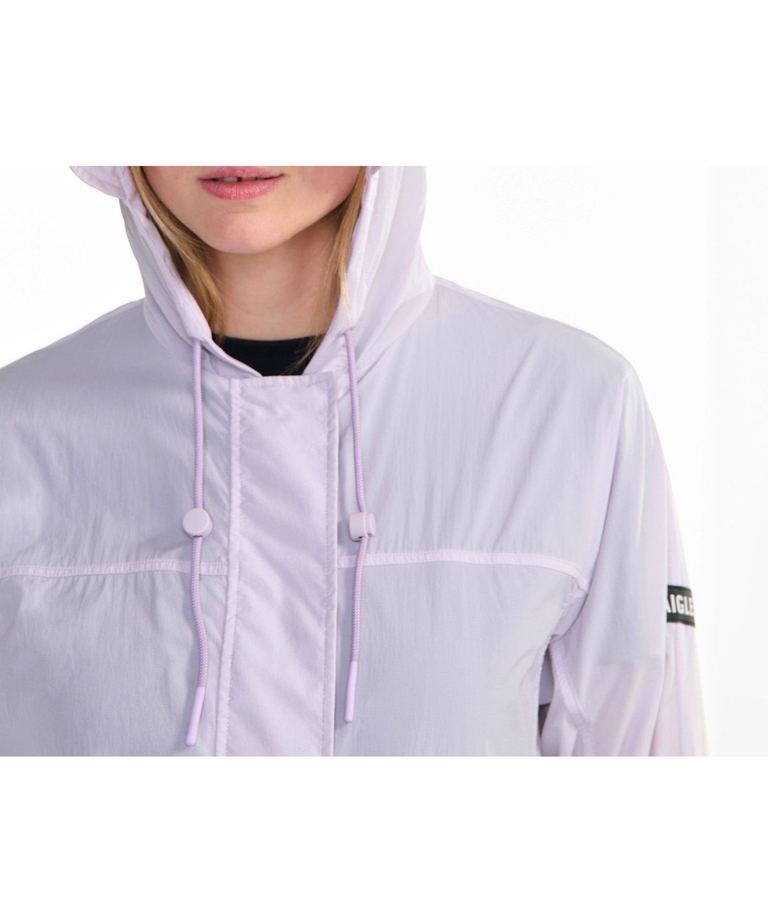 【エーグル/AIGLE】の軽量 撥水 UVカット パッカブルナイロンジャケット インテリア・キッズ・メンズ・レディースファッション・服の通販 founy(ファニー) 　ファッション　Fashion　レディースファッション　Fashion for Women　アウター　Coat / Outerwear Collection　レディースジャケット・軽アウター　Jackets　コンパクト　Compact, Small Size　ジャケット　Jacket, Outerwear　スマート　Smart, Elegant　ドローコード　Drawcord, Drawstring Cord　ハンド　Hand, Handmade　ポケット　Pocket, Pocket Detail　夏　Summer　春　Spring　S/S・春夏　SS, Spring/Summer, Warm Season　軽量　Lightweight, Ultra Light　パープル|ID: prp329100004685120 ipo3291000000033834291