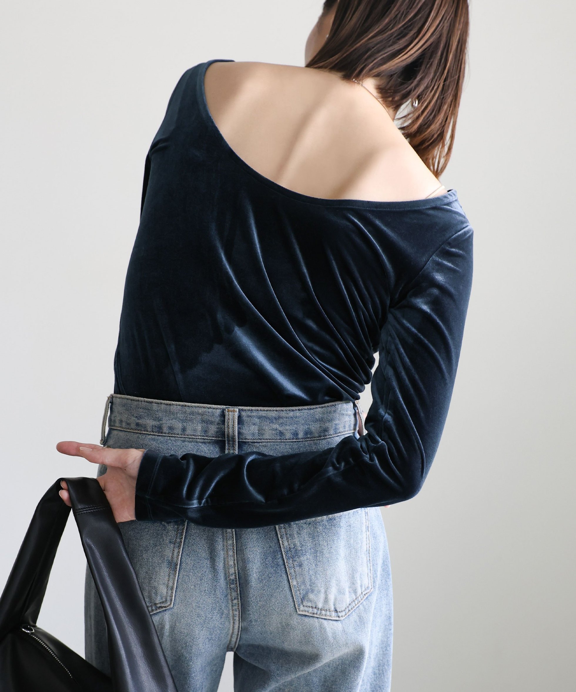 【セレクトモカ/SELECT MOCA】のバレエネックベロアトップス インテリア・キッズ・メンズ・レディースファッション・服の通販 founy(ファニー) 　ファッション　Fashion　レディースファッション　Fashion for Women　トップス・カットソー　Cut & Sew Tops　ベロアトップス　Velour Tops / Velvet-Look Items　インナー　Innerwear　ネイビー-570|ID: prp329100004685190 ipo3291000000033834763
