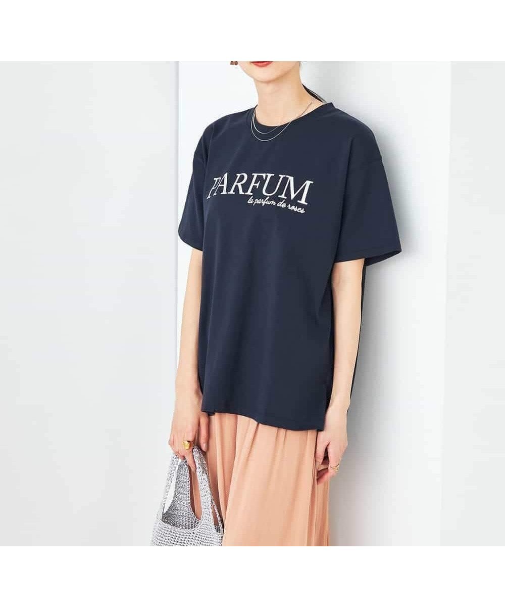 【アー ヴェー ヴェー/a.v.v】の【コットン100%】大人のロゴTシャツ インテリア・キッズ・メンズ・レディースファッション・服の通販 founy(ファニー) 　ファッション　Fashion　レディースファッション　Fashion for Women　トップス・カットソー　Cut & Sew Tops　シャツ・ブラウス・オフィスカジュアル　Elegant Blouses & Button-Ups　ロングTシャツ・Tシャツ　Longline T-Shirts & Tees　インナー　Innerwear　カーディガン　Cardigan, Knitwear　スカンツ　Skants, Wide-Leg Culottes　ダウン　Down, Puffer　デニム　Denim, Jeans Material　プリント　Print, Printed Pattern　ボトム　Bottoms, Lower Wear　再入荷　Restock / Back in Stock　おすすめ　Recommended / Our Picks　ネイビー|ID: prp329100004685231 ipo3291000000033835039