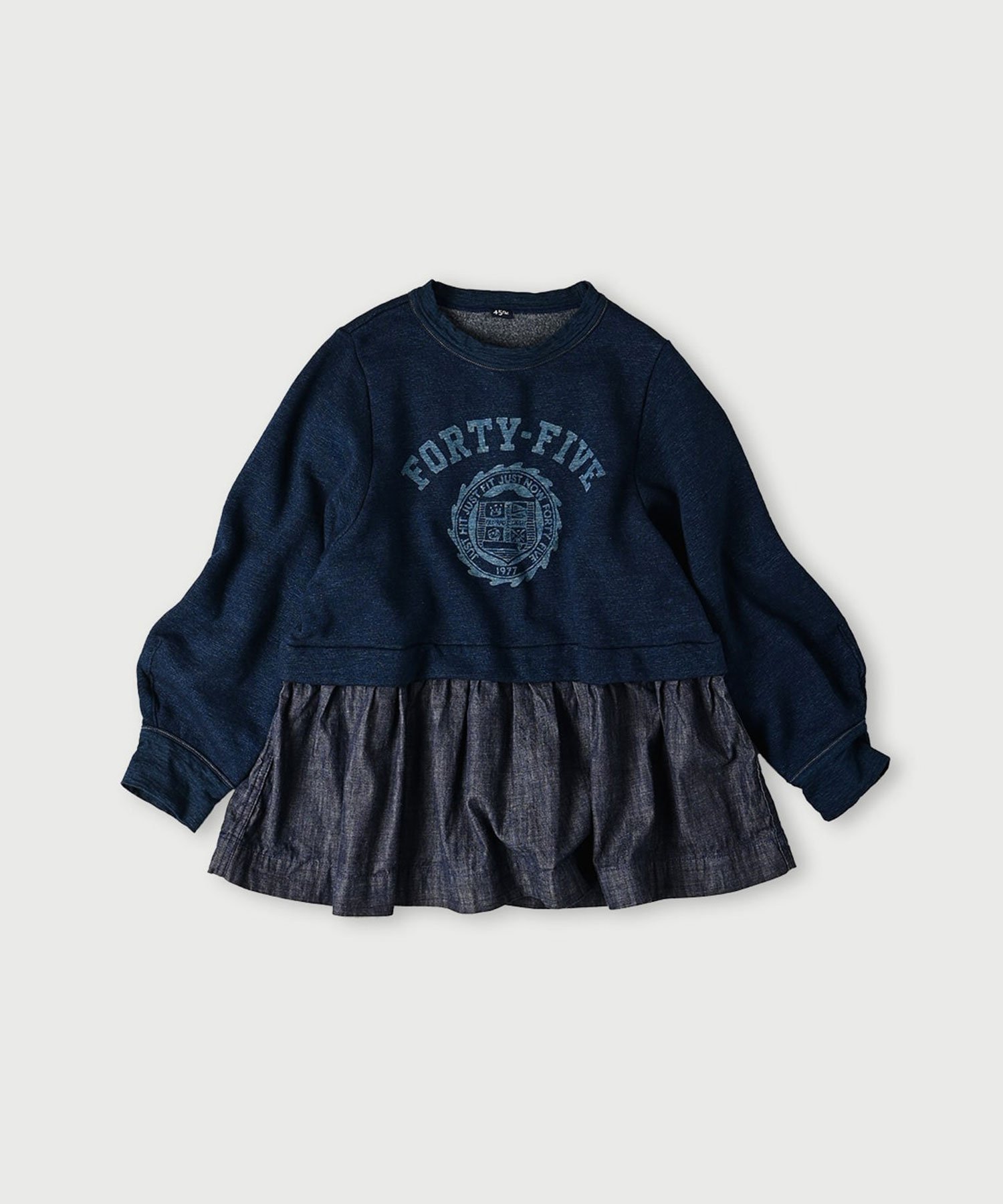 【フォーティファイブ アール/45R】の裏毛とデニムのパフTシャツ(インディゴ) インテリア・キッズ・メンズ・レディースファッション・服の通販 founy(ファニー) 　ファッション　Fashion　レディースファッション　Fashion for Women　トップス・カットソー　Cut & Sew Tops　シャツ・ブラウス・オフィスカジュアル　Elegant Blouses & Button-Ups　ロングTシャツ・Tシャツ　Longline T-Shirts & Tees　インディゴ　Indigo Denim　デニム　Denim, Jeans Material　フレア　Flare, Flared　プリント　Print, Printed Pattern　リメイク　Remake, Reconstructed　インディゴ|ID: prp329100004685268 ipo3291000000033835237