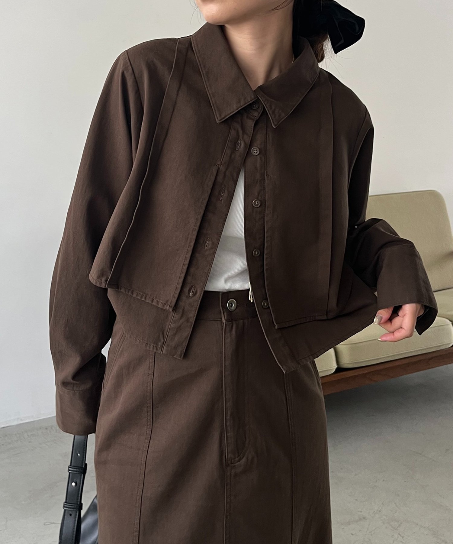 【カプリシューレマージュ/CAPRICIEUX LEMAGE】の【セットアップ対応】コットンクロップシャツ インテリア・キッズ・メンズ・レディースファッション・服の通販 founy(ファニー) 　ファッション　Fashion　レディースファッション　Fashion for Women　トップス・カットソー　Cut & Sew Tops　シャツ・ブラウス・オフィスカジュアル　Elegant Blouses & Button-Ups　おすすめ　Recommended / Our Picks　ウォッシュ　Washed Finish　セットアップ　Set-Up, Coordinated Outfit　バイアス　Bias, Diagonal Cut　バランス　Balance, Style Balance　フロント　Front, Front Design　ボトム　Bottoms, Lower Wear　マキシ　Maxi, Full Length　ワイド　Wide, Wide Fit　羽織　Haori, Light Jacket　ブラウン|ID: prp329100004685499 ipo3291000000033836458