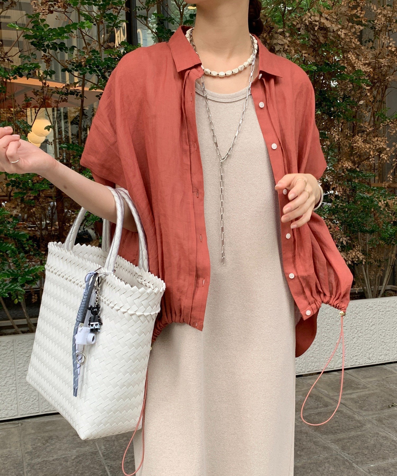 【ドゥドゥ/DouDou】のリネンドロストフレンチシャツ インテリア・キッズ・メンズ・レディースファッション・服の通販 founy(ファニー) 　ファッション　Fashion　レディースファッション　Fashion for Women　トップス・カットソー　Cut & Sew Tops　シャツ・ブラウス・オフィスカジュアル　Elegant Blouses & Button-Ups　2025年　2025　2025春夏・S/S　Spring/Summer 2025 SS25　フレンチ　French, French Style　リネン　Linen, Linen Fabric　再入荷　Restock / Back in Stock　夏　Summer　S/S・春夏　SS, Spring/Summer, Warm Season　ボルドー|ID: prp329100004685506 ipo3291000000033836492
