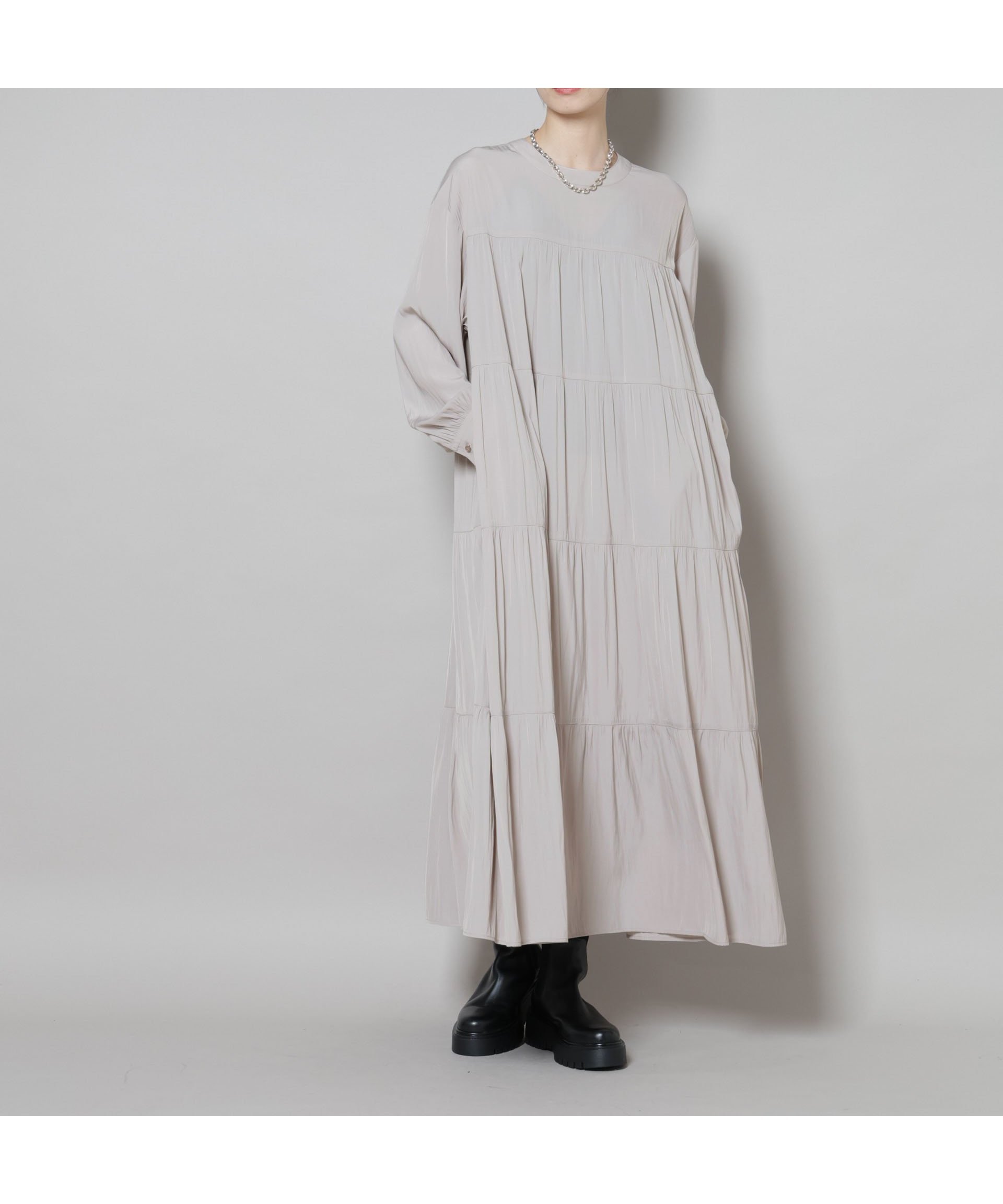 【ナノ ユニバース/nano universe】のティアードワンピース インテリア・キッズ・メンズ・レディースファッション・服の通販 founy(ファニー) 　ファッション　Fashion　レディースファッション　Fashion for Women　ワンピース　Dresses　アクセサリー　Fashion Accessories　ウォッシャブル　Machine Washable　カーディガン　Cardigan, Knitwear　ジャケット　Jacket, Outerwear　ティアードワンピース　Tiered Dress, Flared Dress　ドレープ　Drape, Draping Fabric　フェミニン　Feminine, Girly　ポケット　Pocket, Pocket Detail　マキシ　Maxi, Full Length　A/W・秋冬　Autumn/Winter　エレガント 上品　Elegant　2025年　2025　2025-2026秋冬・A/W　Autumn/Winter 2025–26 AW25–26　グレージュ3|ID: prp329100004685511 ipo3291000000033836523