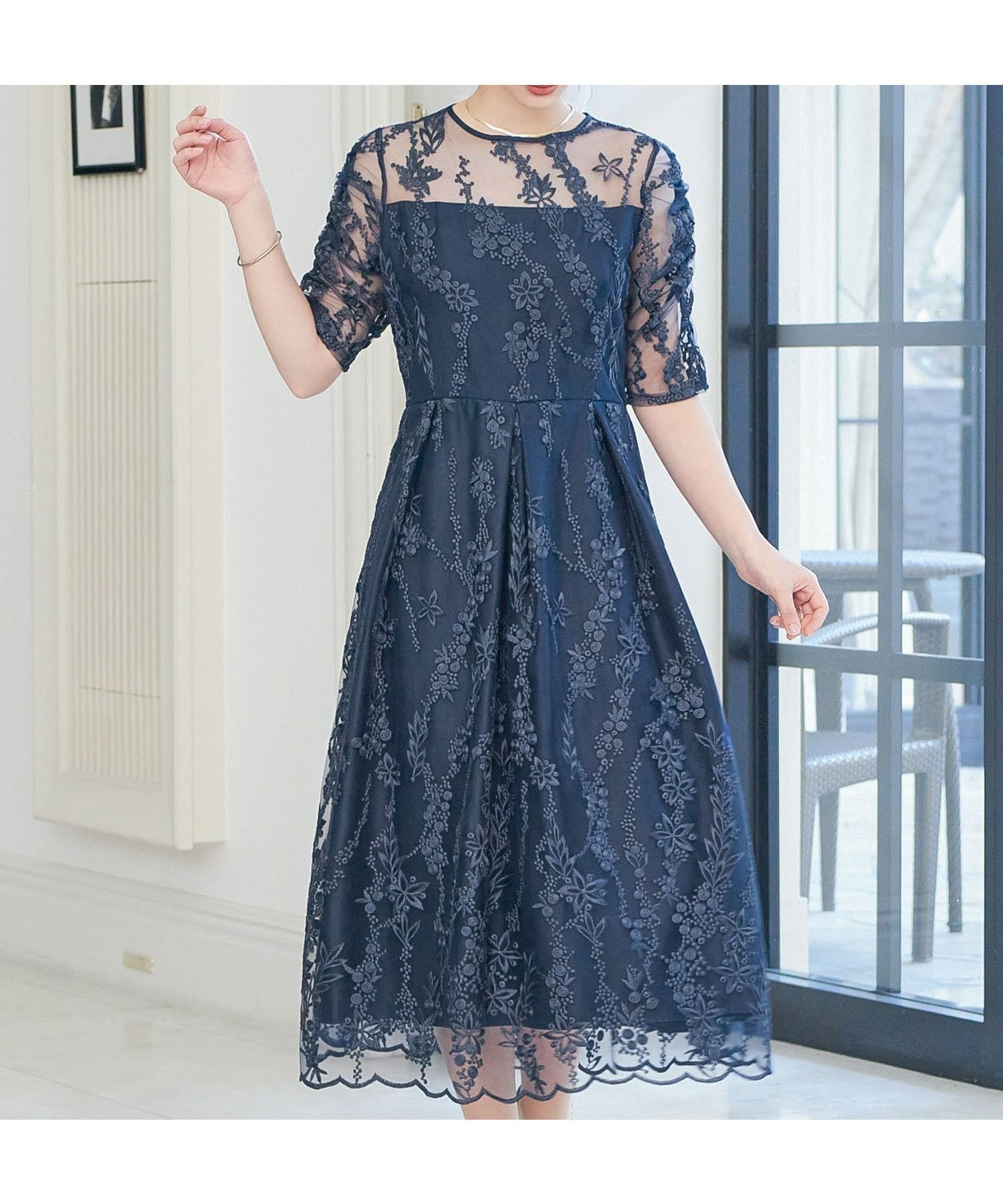 【ビーフラット/bflat】の刺_レース バックリボン パーティードレス インテリア・キッズ・メンズ・レディースファッション・服の通販 founy(ファニー) 　ファッション　Fashion　レディースファッション　Fashion for Women　ワンピース　Dresses　フォーマル・パーティードレス・結婚式用ドレス　Elegant & Casual Dresses　シアー　Sheer, See-Through　シャーリング　Shirring, Ruched　ショルダー　Shoulder, Shoulder Strap　シルバー　Silver, Metallic Silver　シンプル　Simple, Minimal　スカラップ　Scallop, Scalloped Edge　デコルテ　Décolleté, Neckline　ドレス　Dress, One-Piece　定番　Standard, Basic Item　リボン　Ribbon, Bow　レース　Lace, Lace Fabric　ロング　Long, Long-Length　おすすめ　Recommended / Our Picks　結婚式　Wedding　披露宴　Wedding Reception　二次会　After Party　ネイビー|ID: prp329100004685547 ipo3291000000033836750