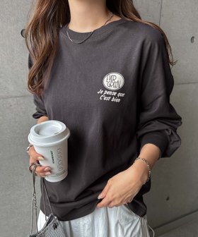 【アンドミー/andme】のプリント エンブロイダリー ロゴ 長袖 Tシャツ 人気、トレンドファッション・服の通販 founy(ファニー) ファッション Fashion レディースファッション Fashion for Women トップス・カットソー Cut & Sew Tops シャツ・ブラウス・オフィスカジュアル Elegant Blouses & Button-Ups ロングTシャツ・Tシャツ Longline T-Shirts & Tees エンブロイダリー Embroidery Design 人気 Popular, Best Seller 長袖 Long Sleeve, Full Sleeve プリント Print, Printed Pattern ワンポイント One Point, Statement Accent おすすめ Recommended / Our Picks |ID:prp329100004685618