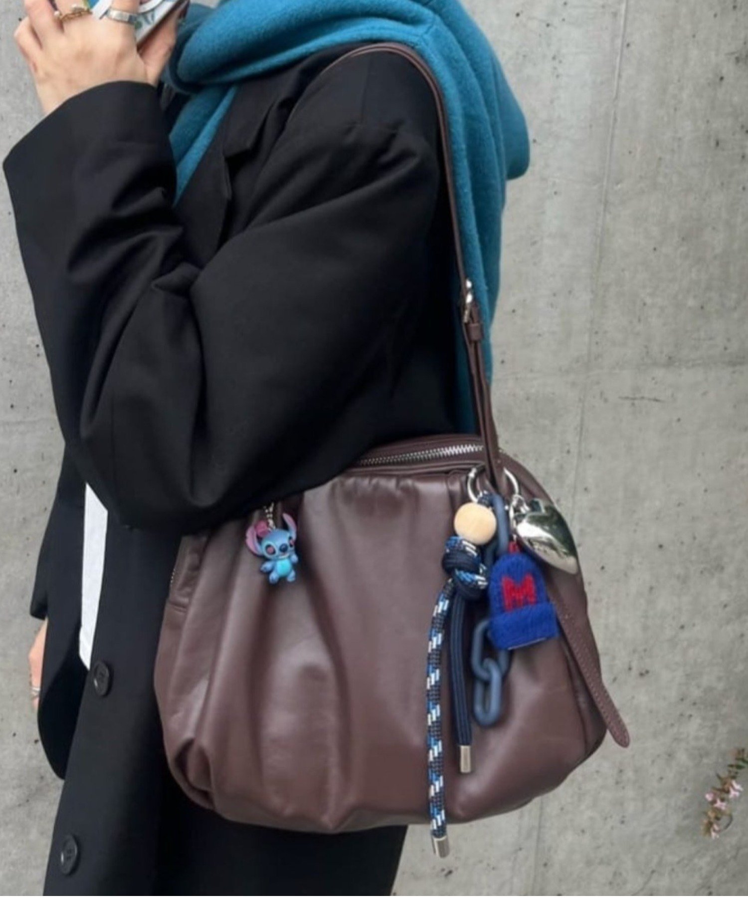 【イア パピヨネ/ear PAPILLONNER】のコロンボストンバッグ 人気、トレンドファッション・服の通販 founy(ファニー) 　ファッション　Fashion　レディースファッション　Fashion for Women　バッグ　Bags　財布　Wallet, Purse　トレンド　Trend, Trending Now　フォルム　Silhouette, Form　ボストンバッグ　Boston Bag, Retro Bag　ポケット　Pocket, Pocket Detail　マグネット　Magnet, Magnetic Closure　ロング　Long, Long-Length　セレモニー　Ceremony　ビジネス 仕事 通勤　Business / Work / Commuting　 other-1|ID: prp329100004685653 ipo3291000000035100473