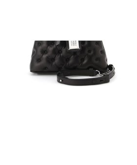 【メゾン マルジェラ/MAISON MARGIELA】の「グラム スラム」エンブロイダリー トラペゾイド バッグ 人気、トレンドファッション・服の通販 founy(ファニー) ファッション Fashion レディースファッション Fashion for Women バッグ Bags エンブロイダリー Embroidery Design クラシック Classic, Timeless Style ストライプ Stripe, Striped Pattern チェーン Chain, Chain Strap フォルム Silhouette, Form |ID:prp329100004685938