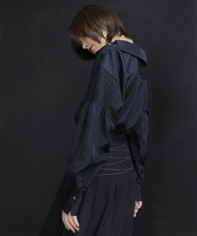 【ビームス ウイメン/BEAMS】のRBS / アーム タック ボートネック ブラウス 人気、トレンドファッション・服の通販 founy(ファニー) ファッション Fashion レディースファッション Fashion for Women トップス・カットソー Cut & Sew Tops シャツ・ブラウス・オフィスカジュアル Elegant Blouses & Button-Ups おすすめ Recommended / Our Picks とろみ Fluid, Flowy Fabric カフス Cuff Design シルク Silk, 100% Silk スリーブ Sleeve, Long Sleeve / Short Sleeve トレンド Trend, Trending Now フェミニン Feminine, Girly ワイド Wide, Wide Fit |ID:prp329100004686089