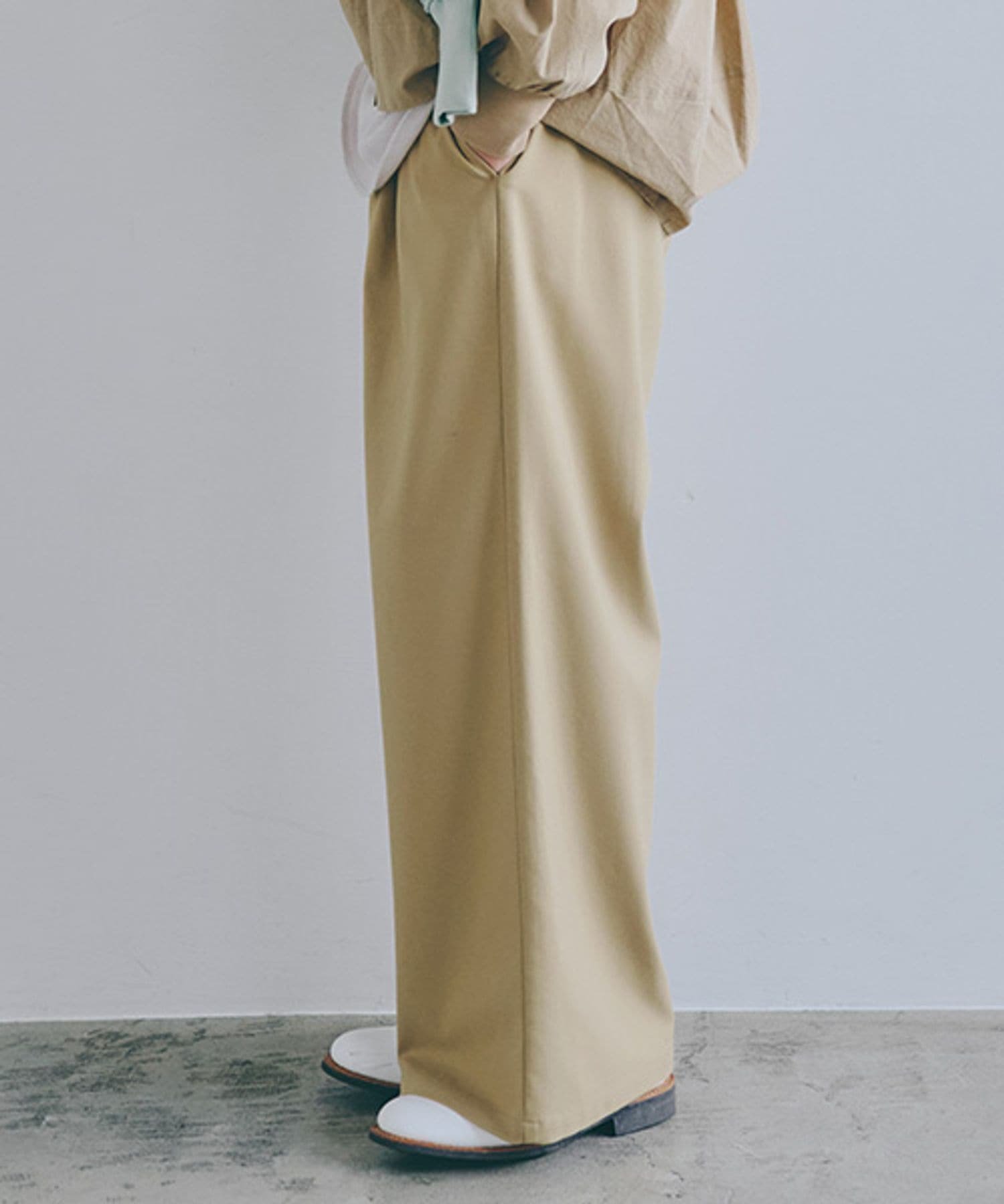 【スタディオ クリップ/studio CLIP】のストレートイージーパンツ プチ・プラスサイズあり インテリア・キッズ・メンズ・レディースファッション・服の通販 founy(ファニー) 　ファッション　Fashion　レディースファッション　Fashion for Women　パンツ　Pants & Trousers　おすすめ　Recommended / Our Picks　ストレート　Straight, Straight Cut　チェック　Check, Plaid, Tartan　フラット　Flat, Flat Shoes　ボトム　Bottoms, Lower Wear　マニッシュ　Mannish, Boyish　エレガント 上品　Elegant　定番　Standard, Basic Item　無地　Plain, Solid Color　ベージュ55|ID: prp329100004687096 ipo3291000000034597238