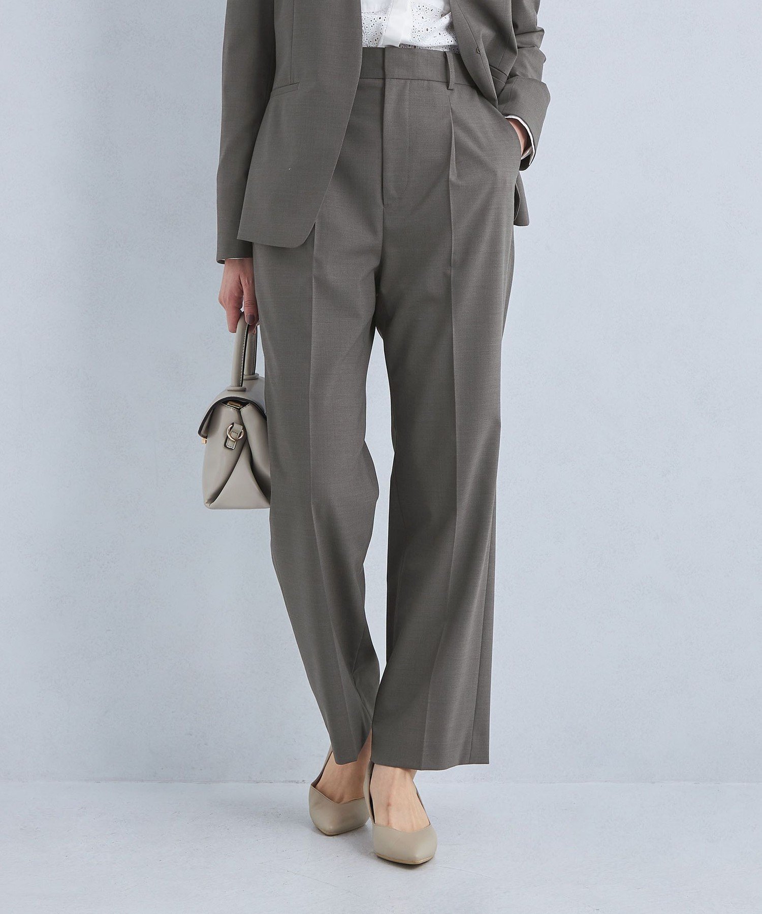【ユナイテッドアローズ/UNITED ARROWS】のカチリラ ストレート パンツ -ウォッシャブル・ストレッチ・防シワ- インテリア・キッズ・メンズ・レディースファッション・服の通販 founy(ファニー) 　ファッション　Fashion　レディースファッション　Fashion for Women　パンツ　Pants & Trousers　春　Spring　キュプラ　Cupro, Eco Fabric　ジャケット　Jacket, Outerwear　ストレッチ　Stretch, Stretchy Fabric　ストレート　Straight, Straight Cut　セットアップ　Set-Up, Coordinated Outfit　センター　Center, Center Line　ダブル　Double, Double-Breasted　定番　Standard, Basic Item　リラックス　Relax, Relaxed Fit　冬　Winter / This Winter　アウトレット　Outlet / Clearance　おすすめ　Recommended / Our Picks　エレガント 上品　Elegant　ビジネス 仕事 通勤　Business / Work / Commuting　MD.GRAY|ID: prp329100004687118 ipo3291000000034126263