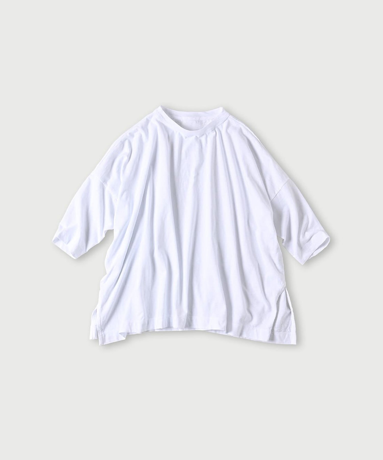 【フォーティファイブ アール/45R】の天竺のビッグスリットTシャツ 人気、トレンドファッション・服の通販 founy(ファニー) 　ファッション　Fashion　レディースファッション　Fashion for Women　トップス・カットソー　Cut & Sew Tops　シャツ・ブラウス・オフィスカジュアル　Elegant Blouses & Button-Ups　ロングTシャツ・Tシャツ　Longline T-Shirts & Tees　なめらか　Smooth, Silky Texture　スリット　Slit, Slit Detail　ビッグ　Big, Oversized　エレガント 上品　Elegant　 other-1|ID: prp329100004687126 ipo3291000000033845813