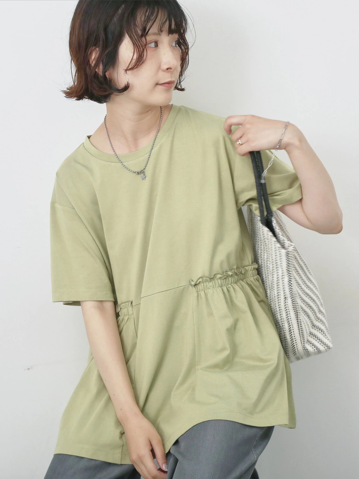 【サマンサモスモス/Samansa Mos2】のフリルチュニック インテリア・キッズ・メンズ・レディースファッション・服の通販 founy(ファニー) 　ファッション　Fashion　レディースファッション　Fashion for Women　トップス・カットソー　Cut & Sew Tops　シンプル　Simple, Minimal　チュニック　Tunic, Long Top　フリル　Frill, Ruffle　フレア　Flare, Flared　グリーン|ID: prp329100004687183 ipo3291000000033846246