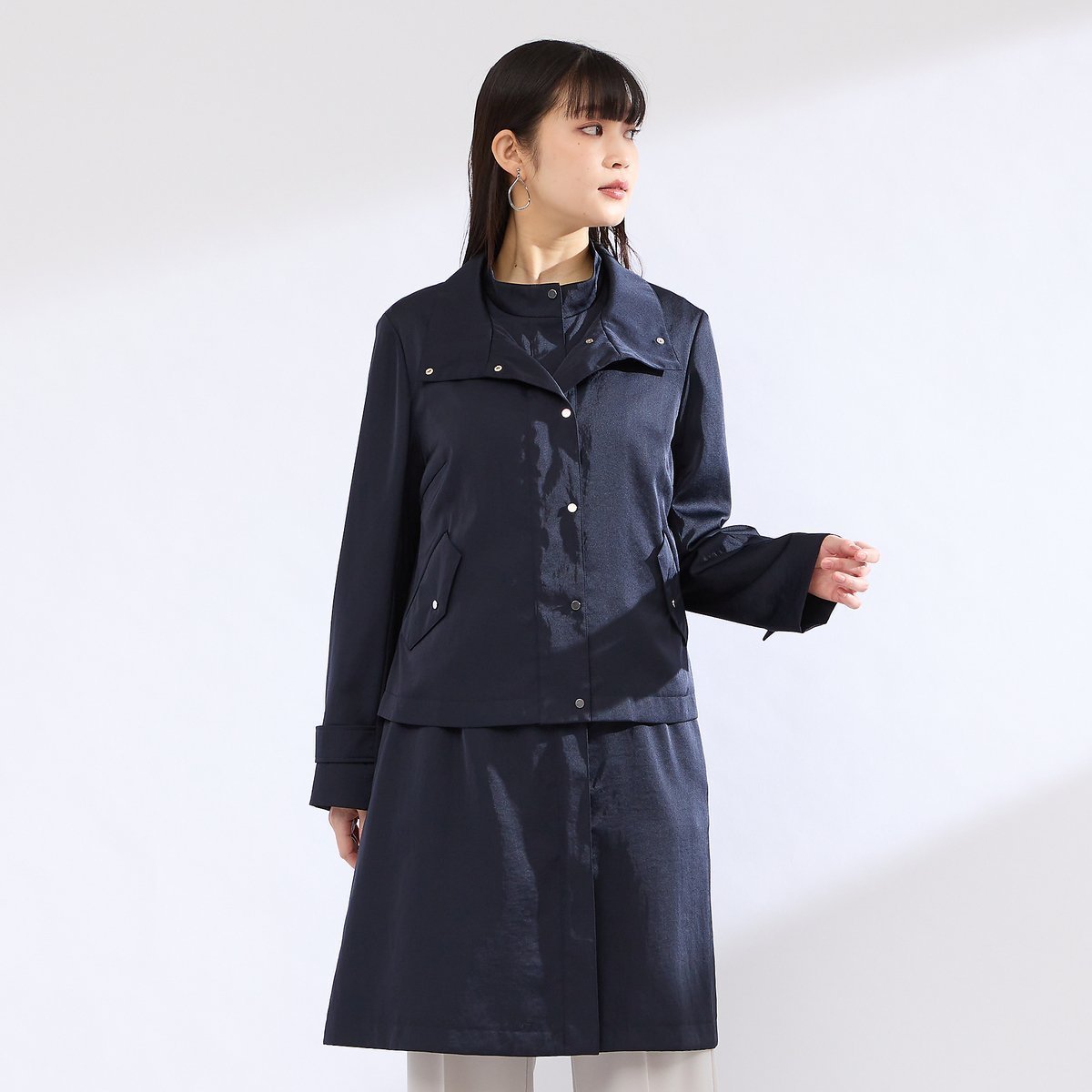 【リリアンビューティ/Liliane Burty】の【M~4L】ダルサテン4WAYコート インテリア・キッズ・メンズ・レディースファッション・服の通販 founy(ファニー) 　ファッション　Fashion　レディースファッション　Fashion for Women　アウター　Coat / Outerwear Collection　コート・ロングコート・ピーコート　Long Coats, Peacoats & More　秋　Autumn　ギャザー　Gathered, Ruffled　コンパクト　Compact, Small Size　サテン　Satin, Glossy Fabric　ジャケット　Jacket, Outerwear　ドット　Polka Dot, Dot Pattern　ノースリーブ　Sleeveless, No-Sleeve　長袖　Long Sleeve, Full Sleeve　ベスト　Vest, Waistcoat　ポケット　Pocket, Pocket Detail　ロング　Long, Long-Length　旅行　Travel　エレガント 上品　Elegant　ダークブルー|ID: prp329100004687200 ipo3291000000033846356