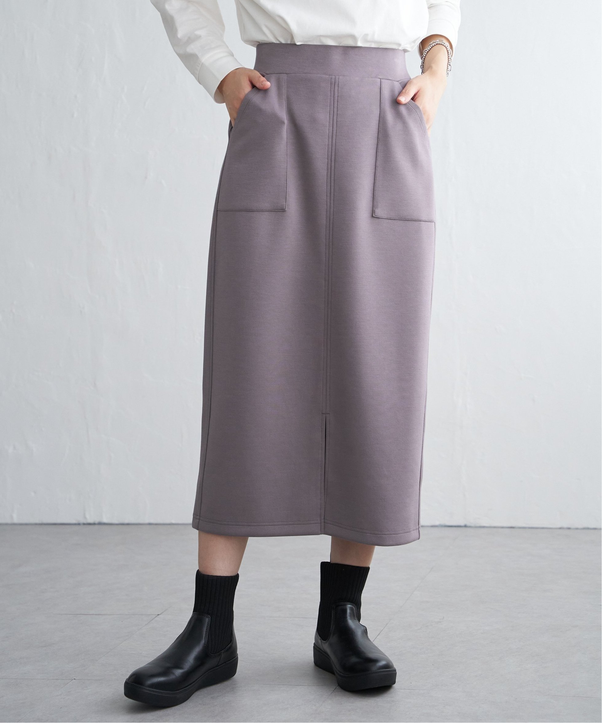 【イッカ/ikka】のGOKU楽鹿の子ダンボールスカート インテリア・キッズ・メンズ・レディースファッション・服の通販 founy(ファニー) 　ファッション　Fashion　レディースファッション　Fashion for Women　スカート　Skirts　なめらか　Smooth, Silky Texture　カットソー　Cut and Sewn Top　タイトスカート　Pencil Skirt, Tight Skirt　バランス　Balance, Style Balance　フィット　Fit, Slim Fit　ポケット　Pocket, Pocket Detail　エレガント 上品　Elegant　鹿の子　Piqué, Kanoko Fabric　コーヒー|ID: prp329100004687203 ipo3291000000033846373