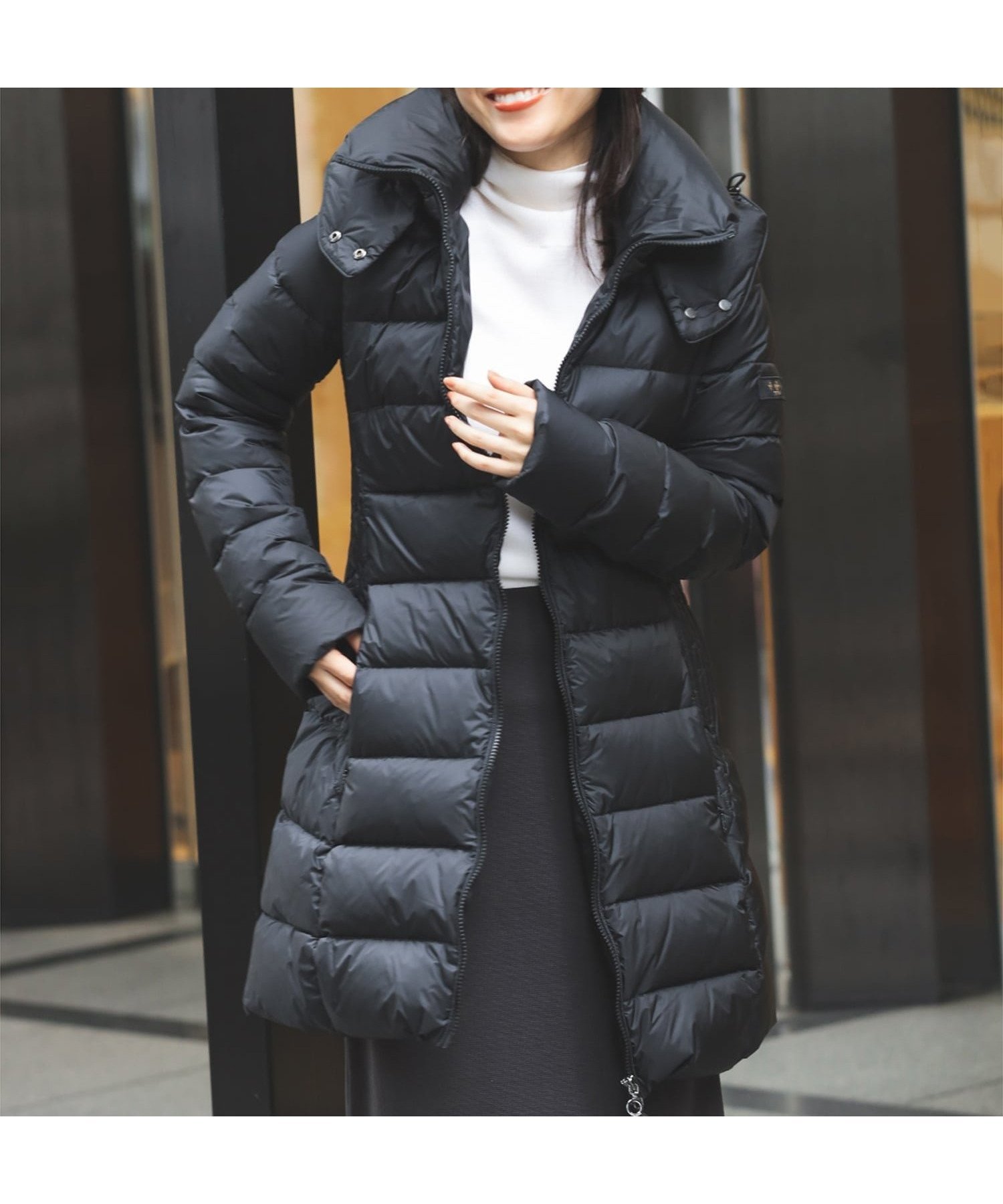 【デミルクス ビームス/Demi-Luxe BEAMS】の【期間限定+10%ポイントバック】TATRAS / POLITEAMA ダウンコート ト 25AW アウター タトラス きれい目 上品 ウエストシェイプ インテリア・キッズ・メンズ・レディースファッション・服の通販 founy(ファニー)  ファッション Fashion レディースファッション Fashion for Women アウター Coat / Outerwear Collection コート・ロングコート・ピーコート Long Coats, Peacoats & More ダウンジャケット・軽量ダウン Warm & Lightweight Down Jackets イタリア Italy エレガント 上品 Elegant カッティング Cutting Detail コレクション Collection, Seasonal Line 軽量 Lightweight, Ultra Light シェイプ Shape, Slim Fit ジャケット Jacket, Outerwear スタイリッシュ Stylish, Fashionable タイトスカート Pencil Skirt, Tight Skirt タフタ Taffeta, Structured Fabric ダウン Down, Puffer パターン Pattern, Design Print ブルゾン Blouson, Bomber Jacket 別注 Limited Edition, Custom Order ミラノ Milano Style, Italian-Inspired メタル Metal, Metal Parts おすすめ Recommended / Our Picks 2025年 2025 2025-2026秋冬・A/W Autumn/Winter 2025–26 AW25–26 BLACK|ID: prp329100004687213 ipo3291000000034357808