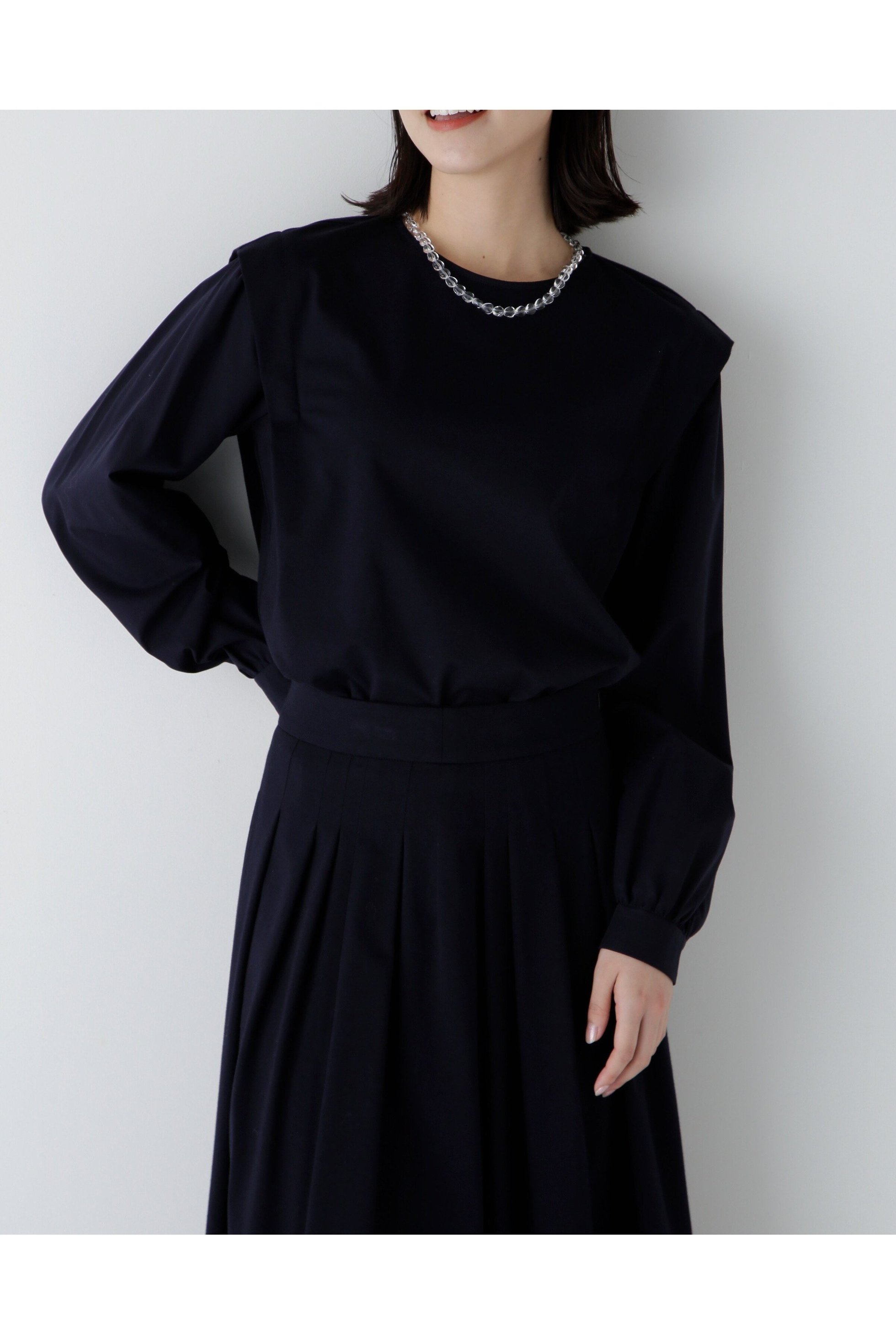 【ヒューマンウーマン/HUMAN WOMAN】の布帛ドッキングプレーティングジャージープルオーバー 人気、トレンドファッション・服の通販 founy(ファニー) 　ファッション　Fashion　レディースファッション　Fashion for Women　トップス・カットソー　Cut & Sew Tops　カジュアルプルオーバー・ニットトップス　Pullovers & Knit Tops / Casual Pullovers　おすすめ　Recommended / Our Picks　キュプラ　Cupro, Eco Fabric　スタンダード　Standard, Basic　セットアップ　Set-Up, Coordinated Outfit　デニム　Denim, Jeans Material　ドッキング　Docking, Mixed Material　ブロード　Broadcloth, Fine Cotton　 other-1|ID: prp329100004687366 ipo3291000000033847644