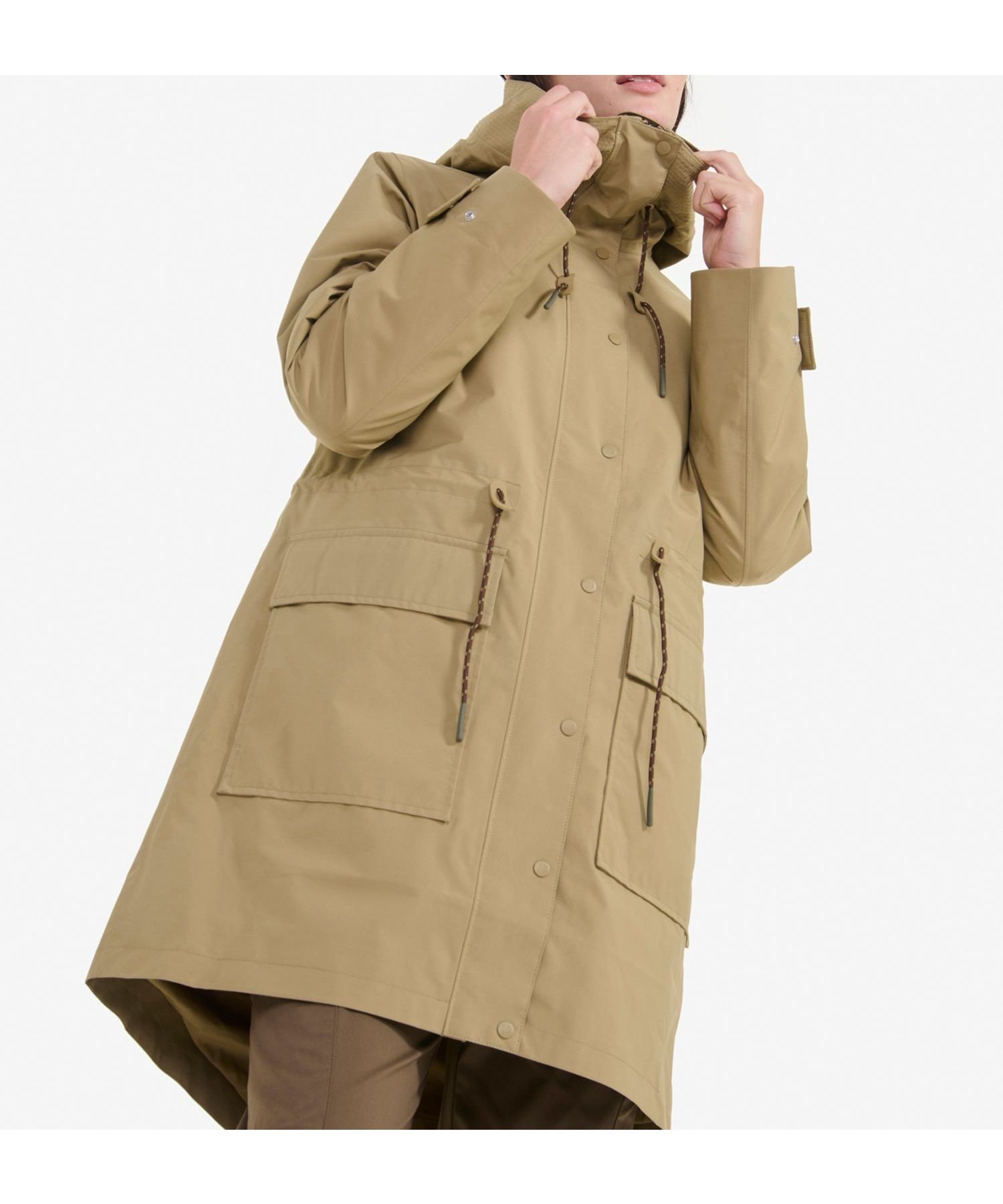 【エーグル/AIGLE】のGORE-TEX ゴアテックス 透湿防水 防風 フィッシュテールフーデッドジャケット T-KIT対応 インテリア・キッズ・メンズ・レディースファッション・服の通販 founy(ファニー) 　ファッション　Fashion　レディースファッション　Fashion for Women　アウター　Coat / Outerwear Collection　レディースジャケット・軽アウター　Jackets　アウトドア　Outdoor Clothing　ジャケット　Jacket, Outerwear　スピンドル　Spindle, Drawcord　パッチ　Patch, Appliqué　ビジネス 仕事 通勤　Business / Work / Commuting　フィット　Fit, Slim Fit　ポケット　Pocket, Pocket Detail　ミドル　Middle Length, Mid Height　モッズコート　Mods Coat, Military Parka　レギュラー　Regular, Standard Fit　ベージュ|ID: prp329100004687383 ipo3291000000033847796