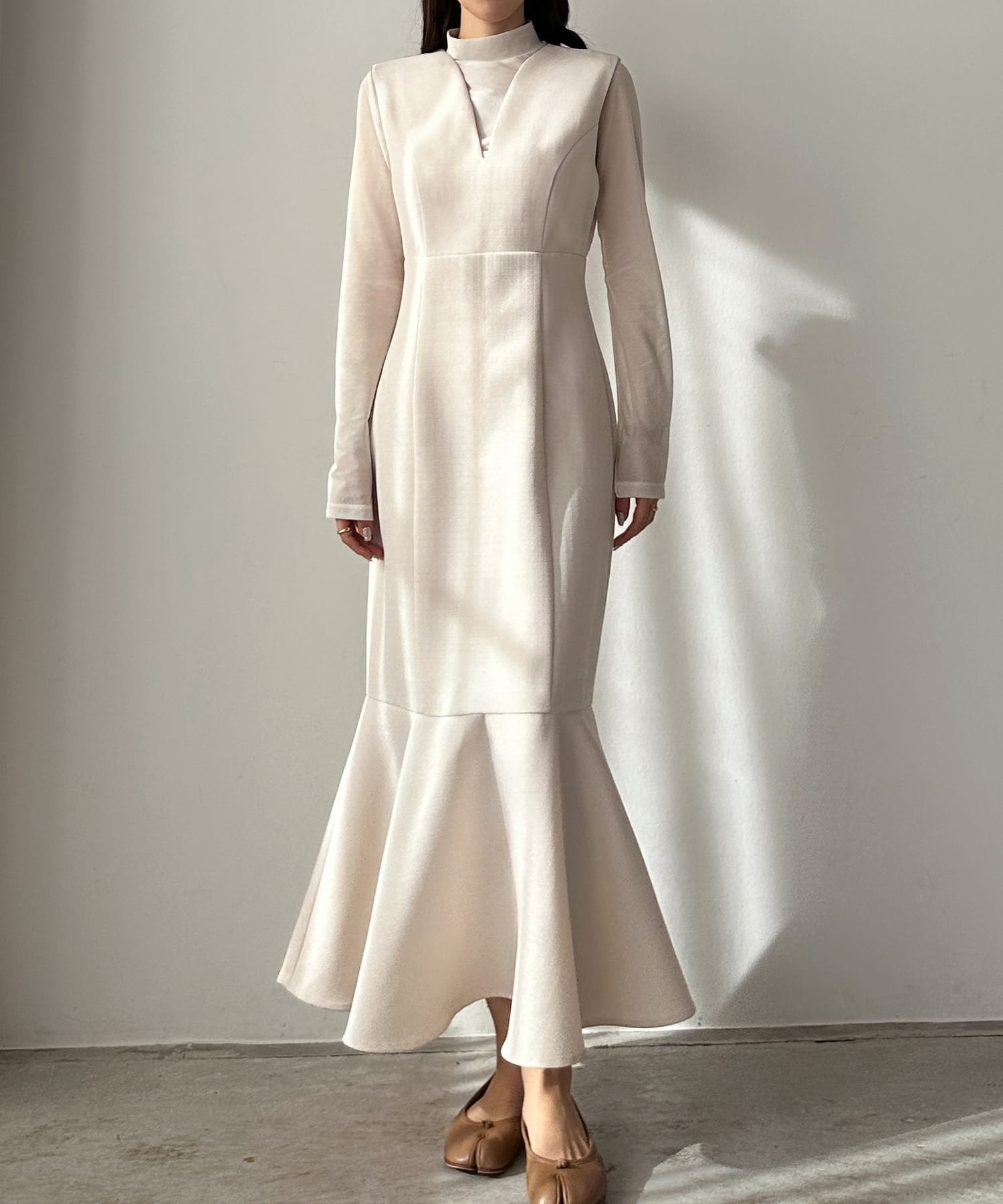 【ジュノア/JUNOAH】のLouere 深Vネックツイードマーメイドジャンパースカート インテリア・キッズ・メンズ・レディースファッション・服の通販 founy(ファニー) 　ファッション　Fashion　レディースファッション　Fashion for Women　スカート　Skirts　アイボリー|ID: prp329100004687402 ipo3291000000034455905