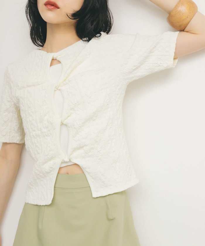 【ケービーエフ/KBF / URBAN RESEARCH】の2WAYケーブルジャカードトップス インテリア・キッズ・メンズ・レディースファッション・服の通販 founy(ファニー) https://founy.com/ ファッション Fashion レディースファッション Fashion for Women トップス・カットソー Cut & Sew Tops 2025年 2025 2025春夏・S/S Spring/Summer 2025 SS25 インナー Innerwear コンパクト Compact, Small Size シンプル Simple, Minimal ボトム Bottoms, Lower Wear 夏 Summer S/S・春夏 SS, Spring/Summer, Warm Season |ID: prp329100004687493 ipo3291000000033848818